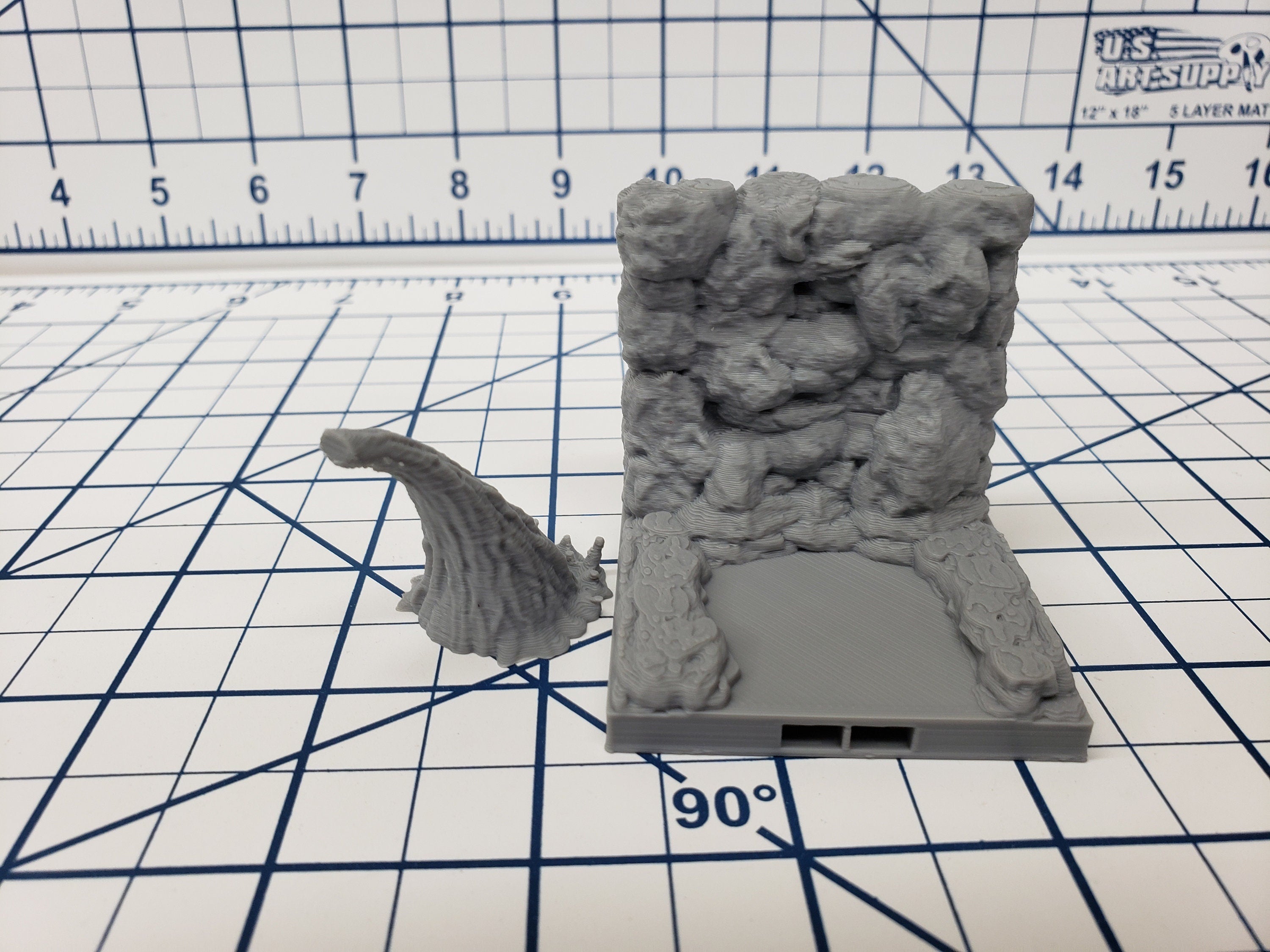 Caverns - Straight Wall Tiles- DragonLock - DND - Pathfinder - RPG - Dungeon & Dragons - 28 mm / 1" - Terrain - Fat Dragon Games
