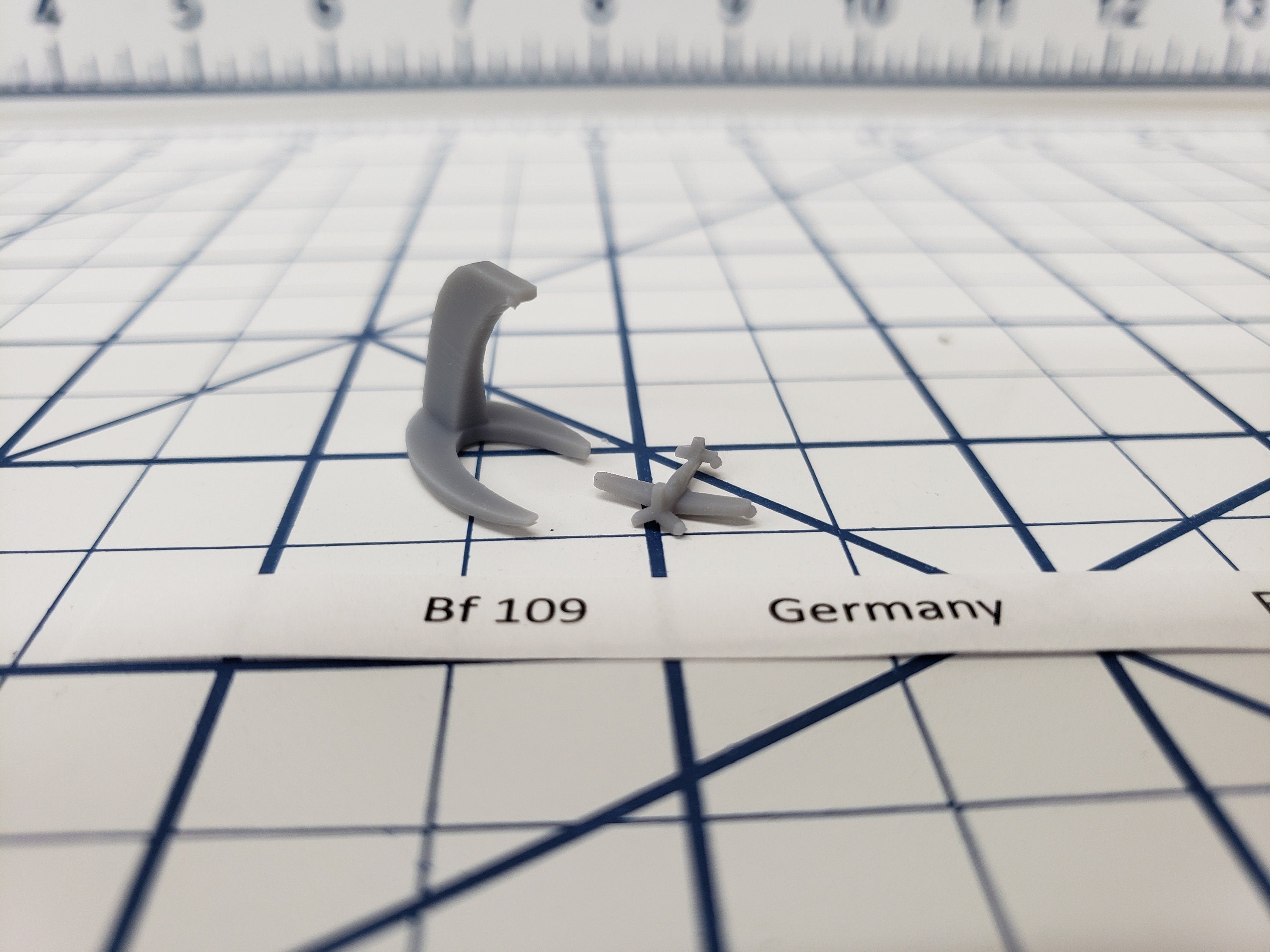 Aircraft - BF 109 - German Navy - 1:900 - Wargaming - Axis and Allies - Naval Miniature - Tabletop Games - Warships