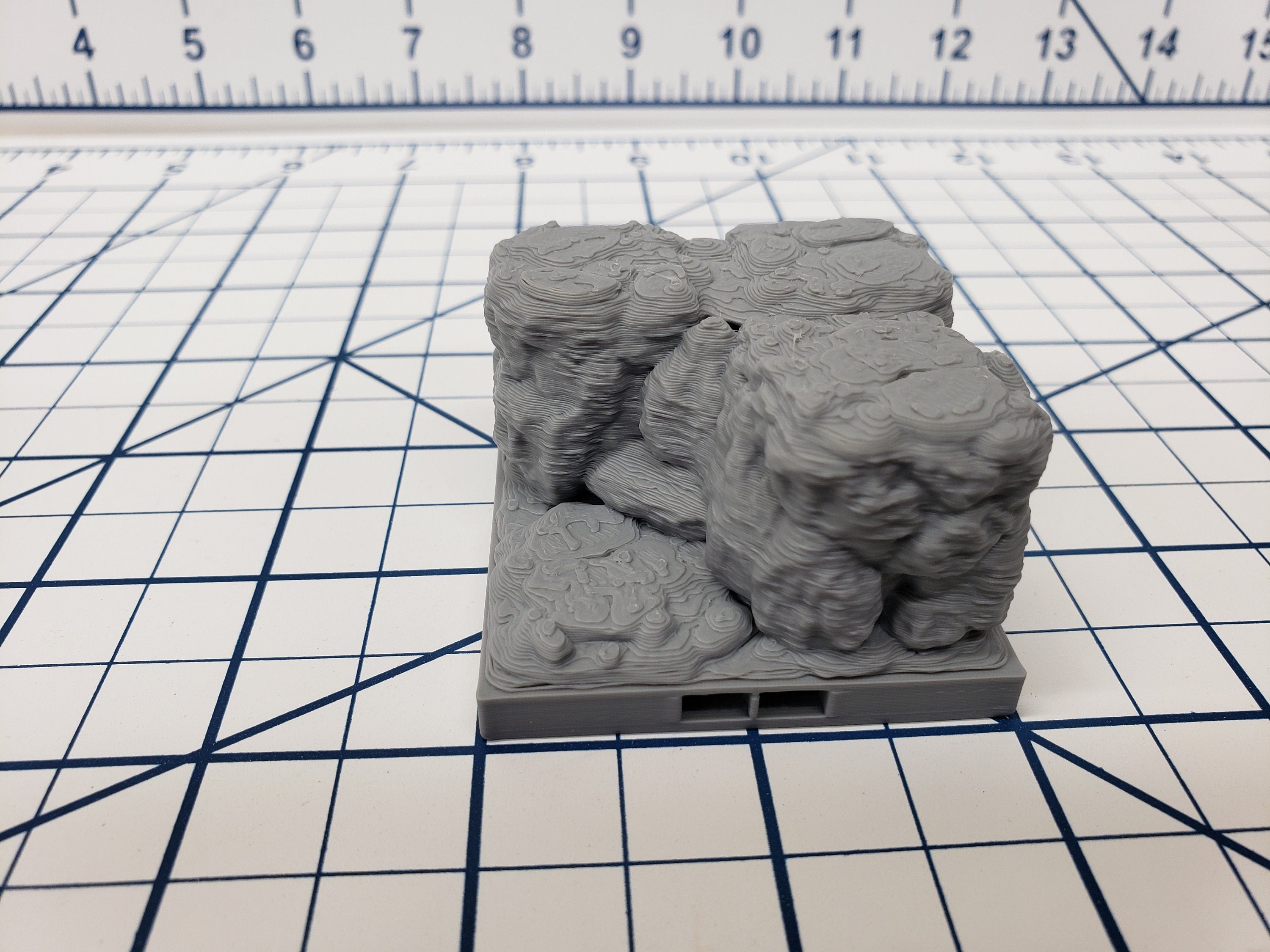 Caverns - Elevated Floor Tiles - DragonLock - DND - Pathfinder - RPG - Dungeon & Dragons - 28 mm / 1" - Terrain - Fat Dragon Games