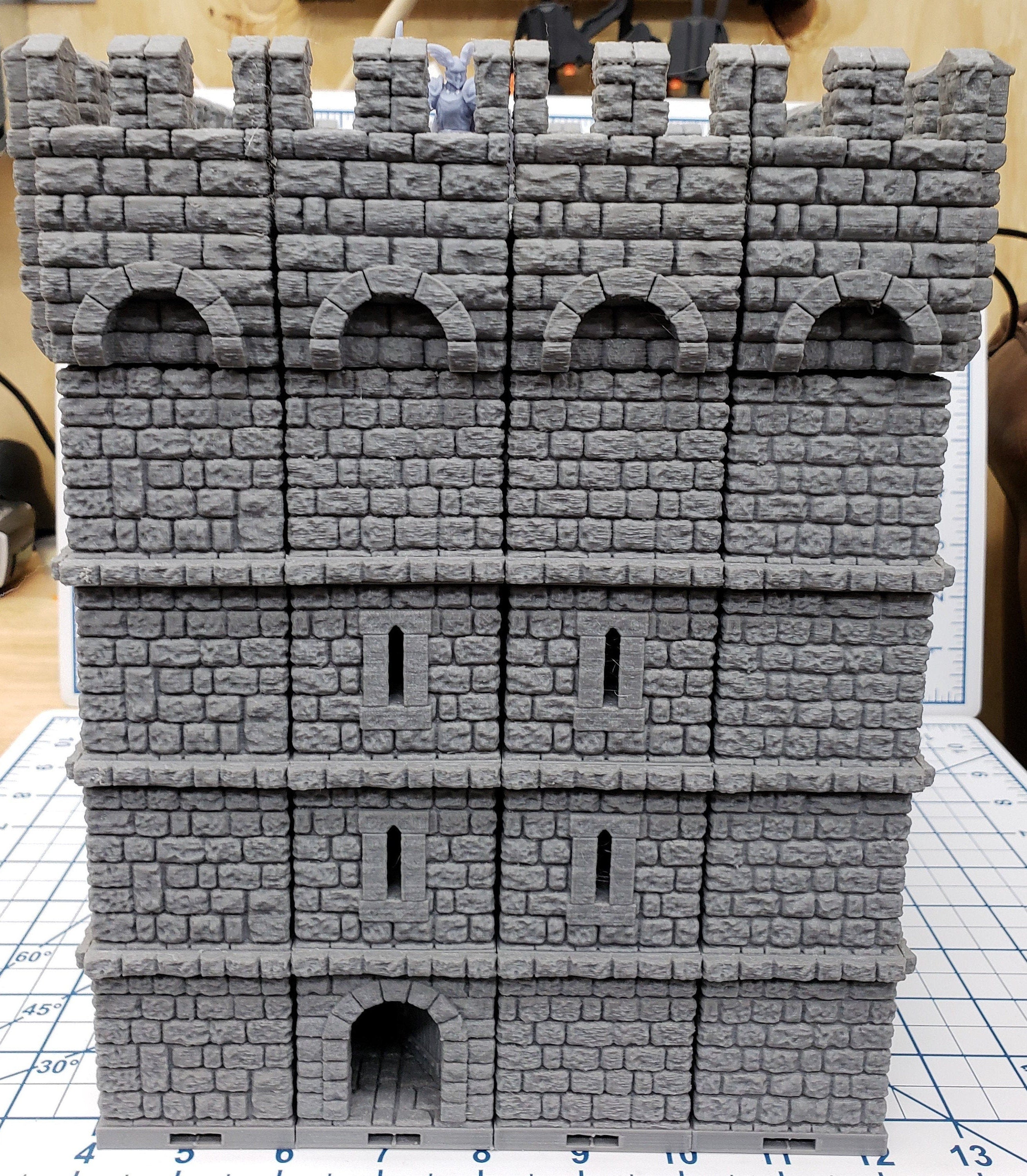Castle Keep - DragonLock - DND - Pathfinder - RPG - Dungeon & Dragons - 28 mm / 1" - Fat Dragon Games