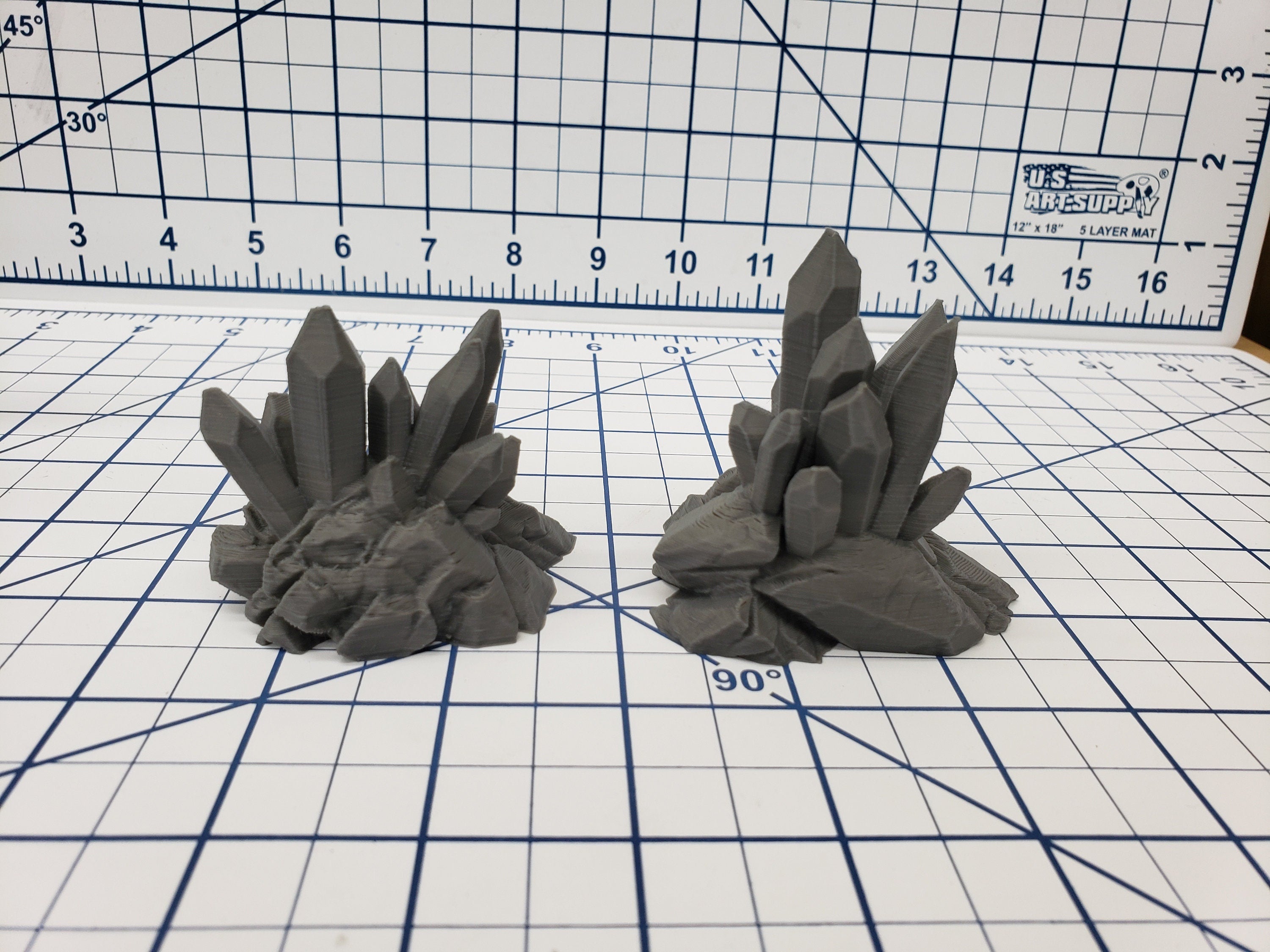 The Wilds of Wintertide - Crystal Clusters - Hero's Hoard - DND - Pathfinder - Dungeons & Dragons - RPG - Tabletop - EC3D - Terrain