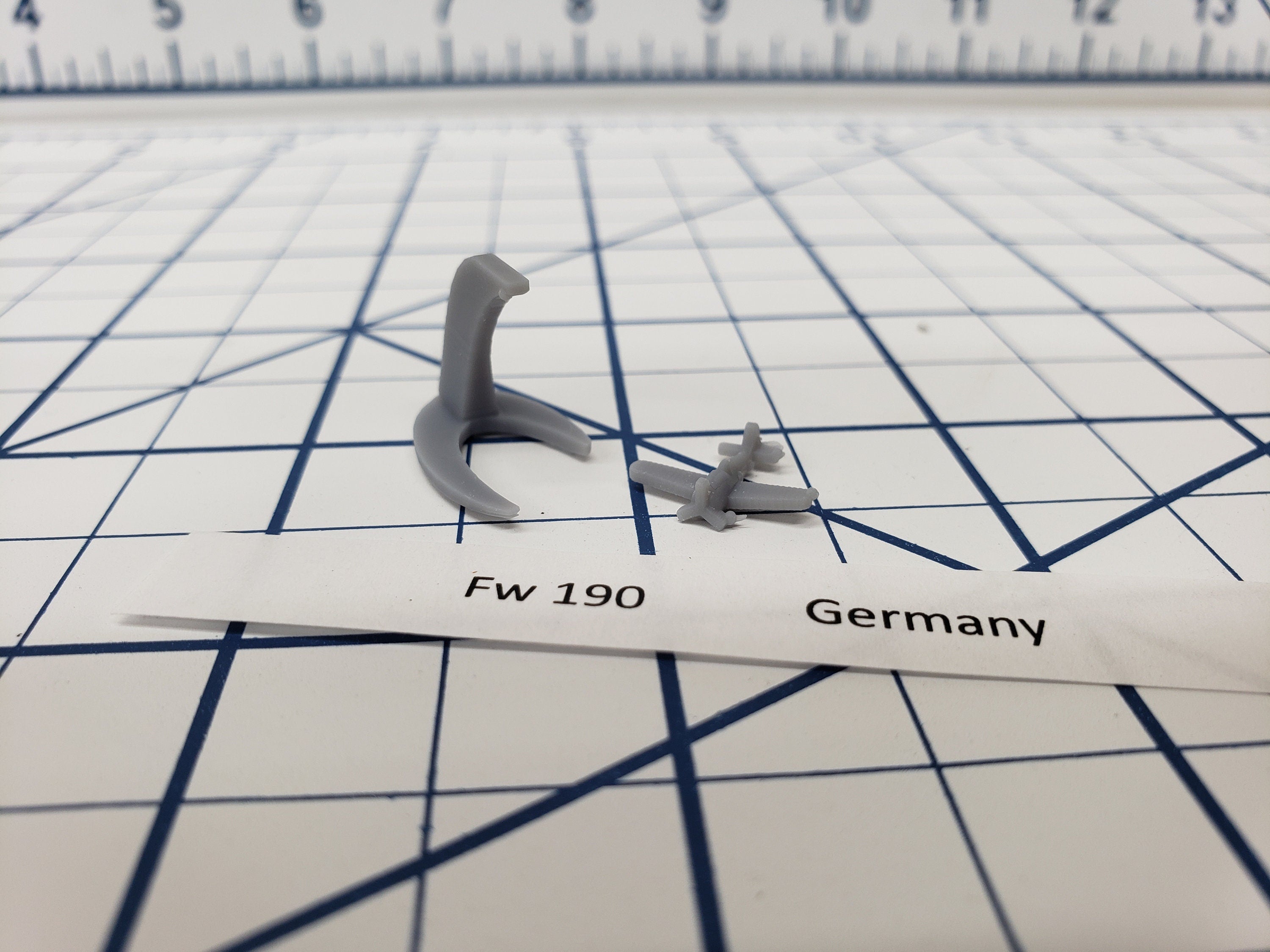 Aircraft - FW 190 - German Navy - 1:900 - Wargaming - Axis and Allies - Naval Miniature - Tabletop Games - Warships