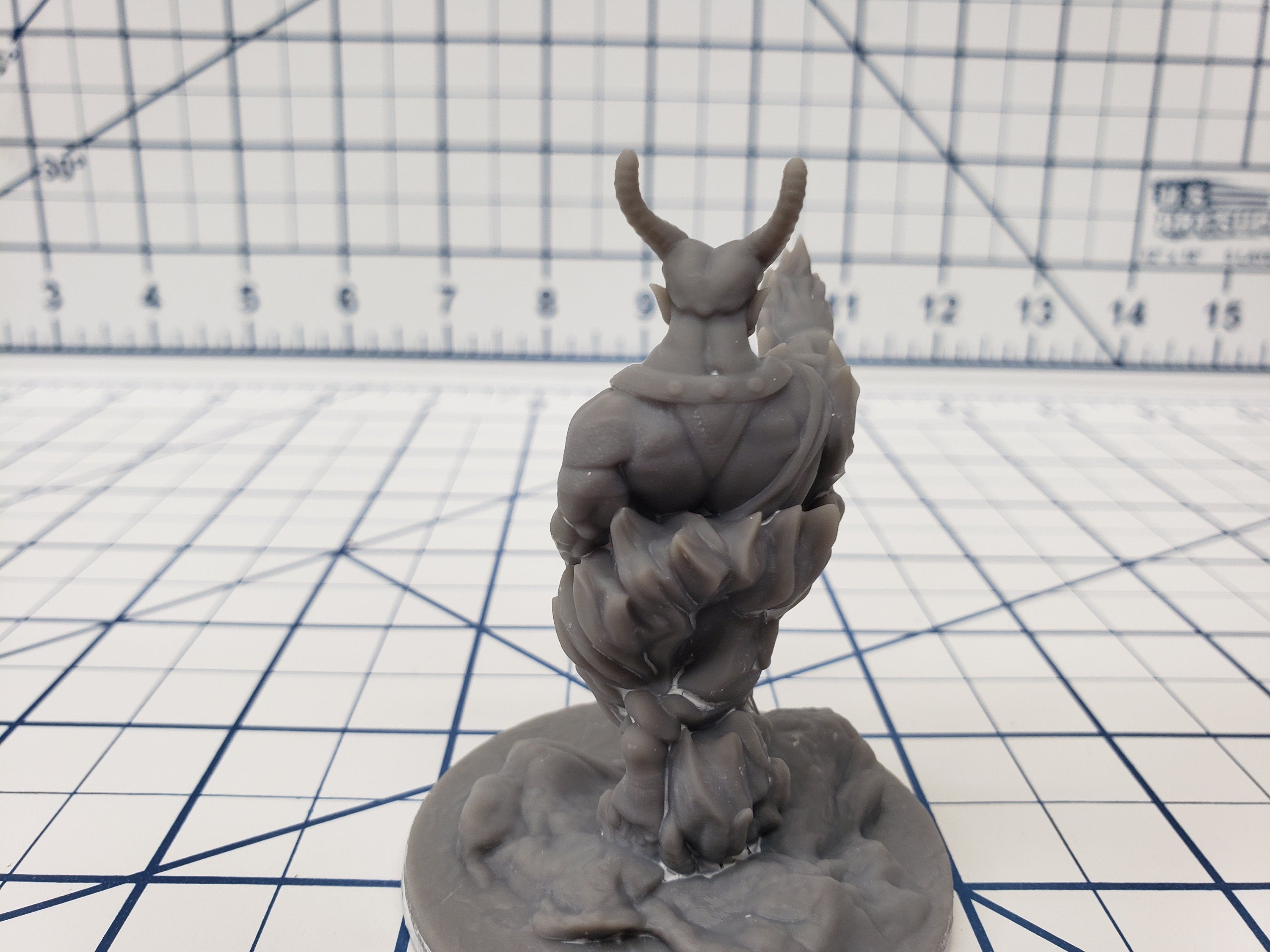 Empire of Scorching Sands - Efreeti Mini - Hero's Hoard - DND - Pathfinder - Dungeons & Dragons - RPG - Tabletop - EC3D - Miniature