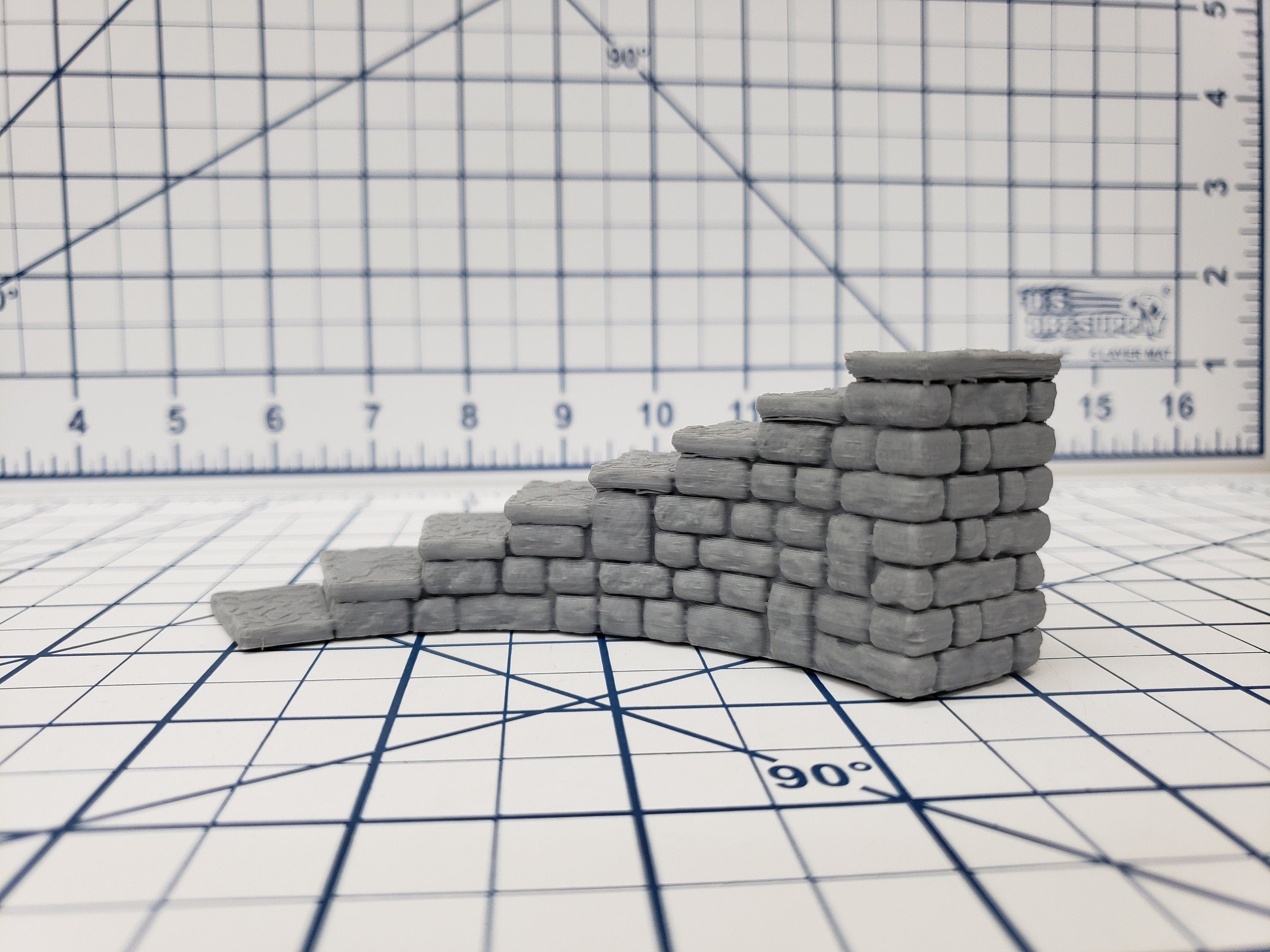 Dungeon Style - Stairs - DragonLock - DND - Pathfinder - RPG - Dungeon & Dragons - 28 mm / 1" - Terrain - Fat Dragon Games