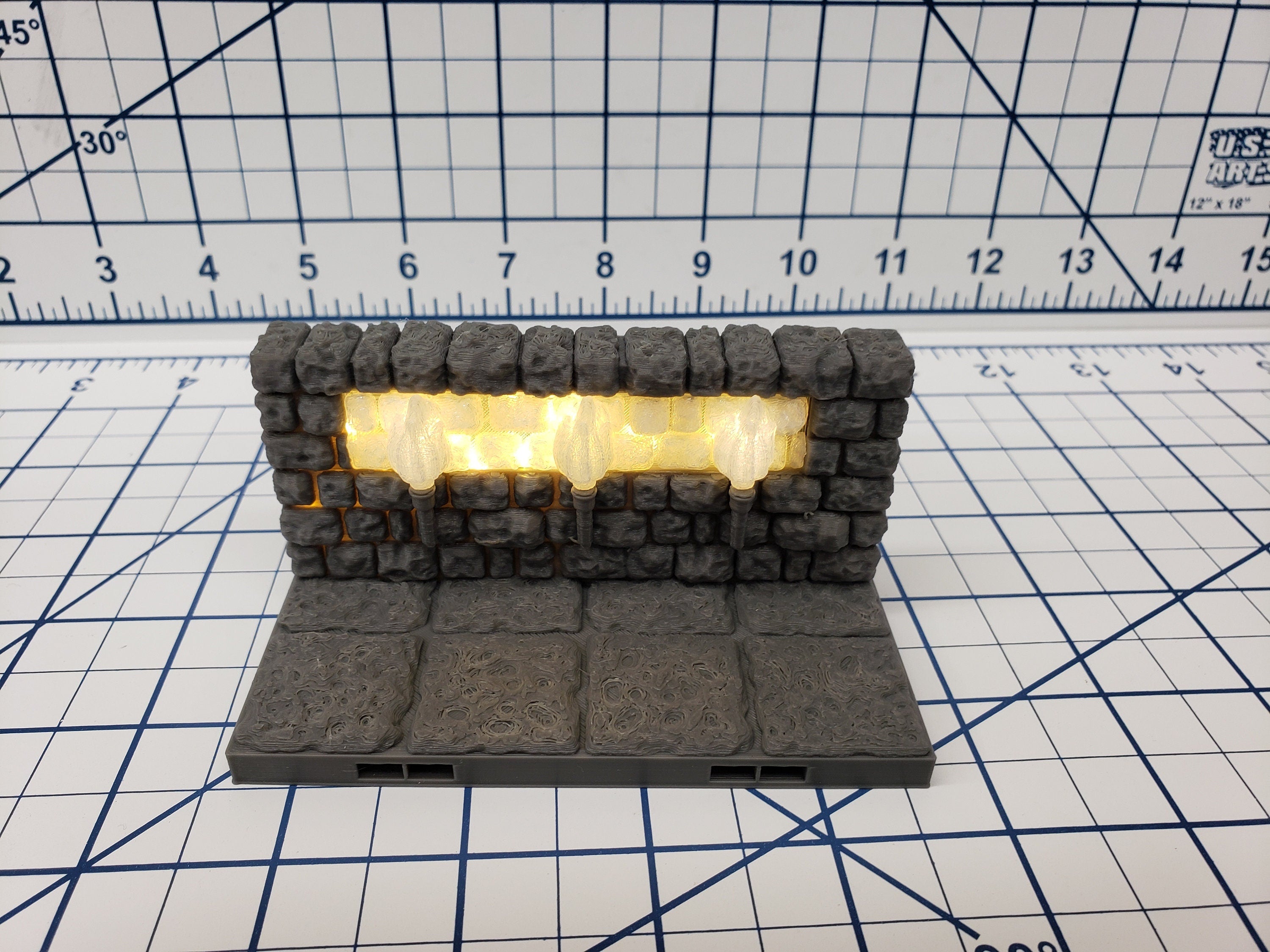Castle Style - LED Torch Wall Tiles - DragonLock - DND - Pathfinder - RPG - Dungeon & Dragons - 28 mm / 1" - Terrain - Fat Dragon Games