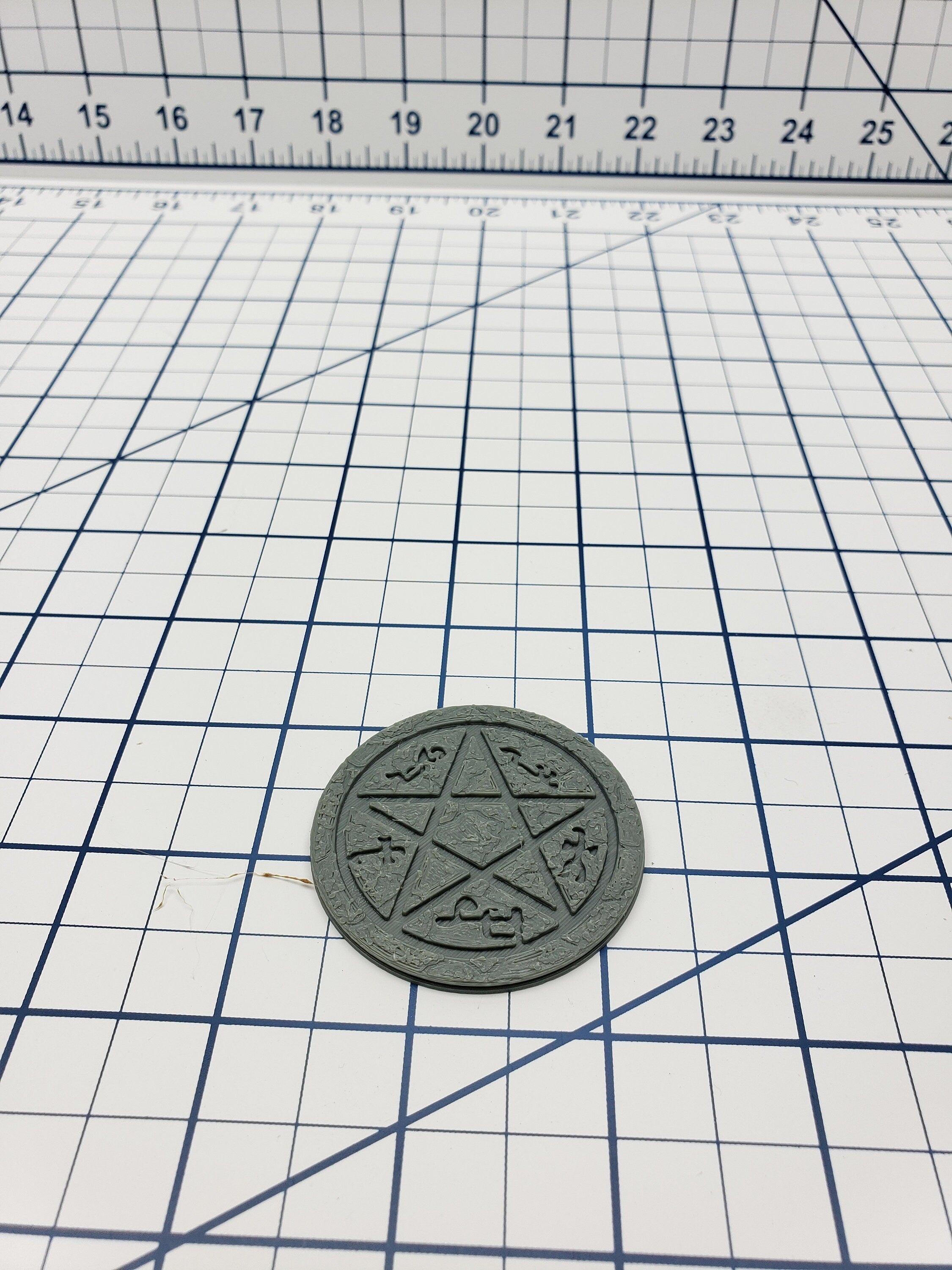 Skyless Realms - Abyss - Stairway Pedestal - DND - Dungeons & Dragons - RPG - Tabletop - EC3D - Miniature - 28 mm - 1" scale