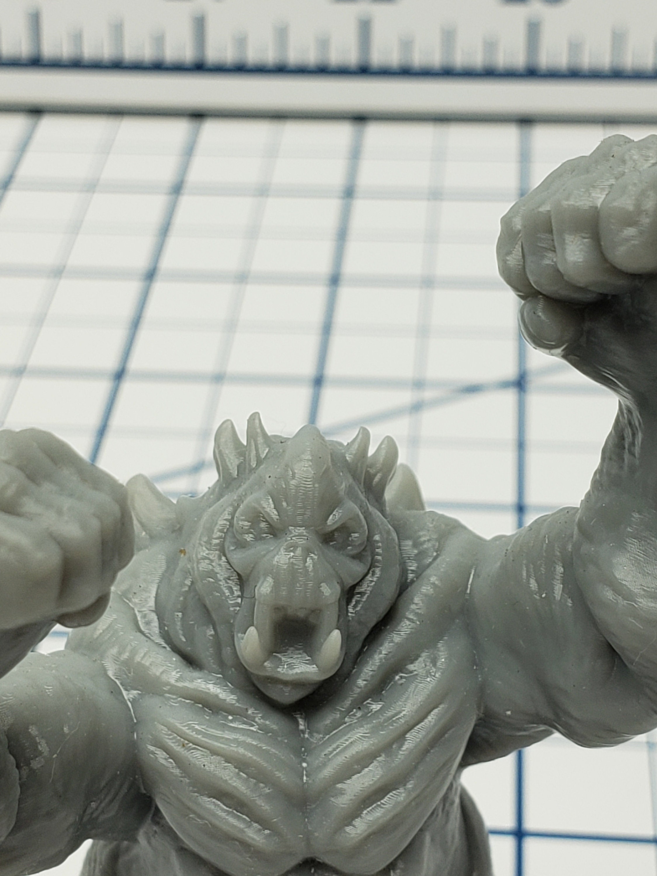 Alien Prime Ape Mini - Ignis Quadrant - Hero's Hoard - Cyberpunk - Starfinder - Science Fiction - Syfy - RPG - Tabletop - EC3D - Miniature