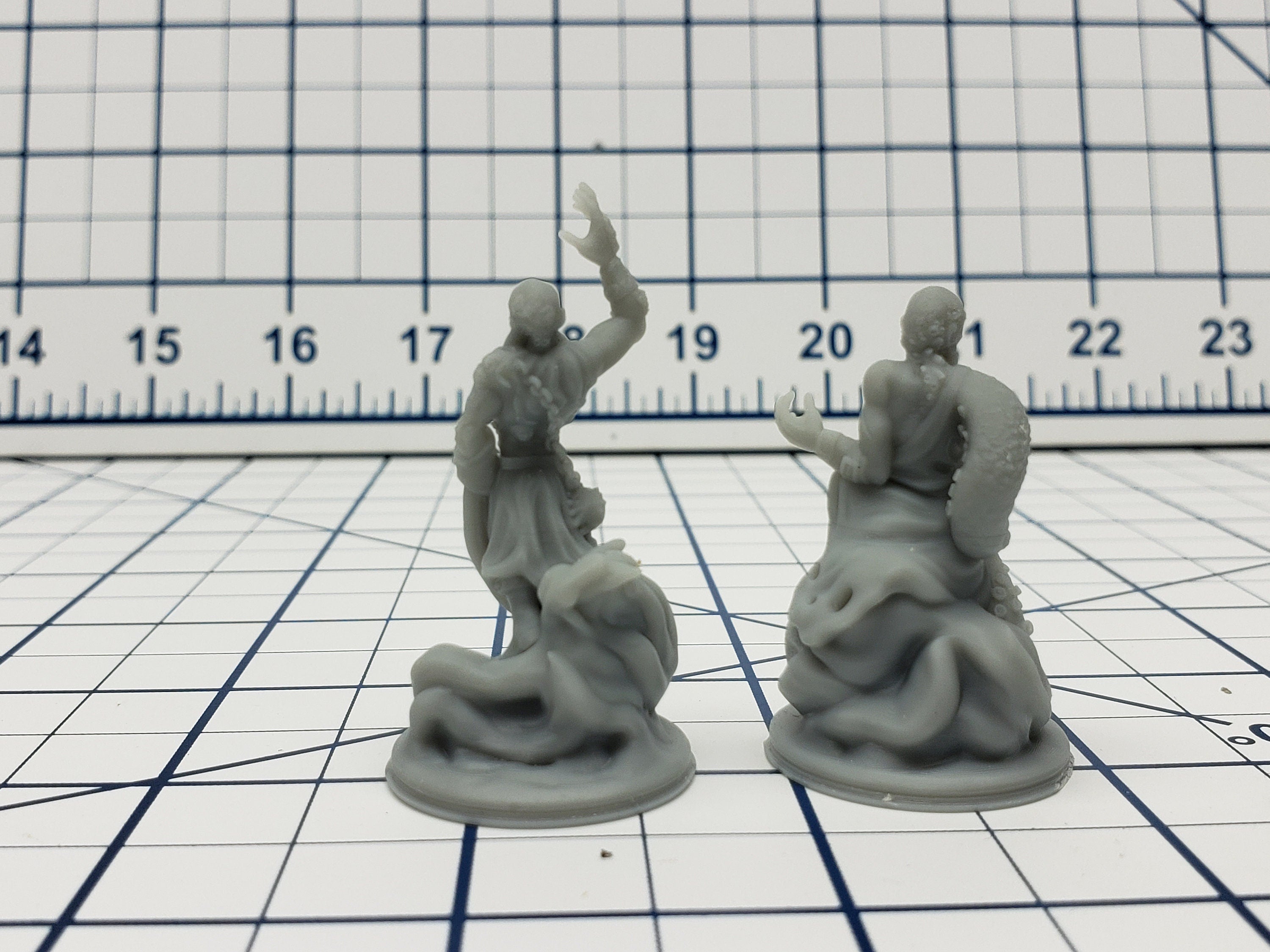 Kraken Priest Mini - Savage Atoll - Hero's Hoard - DND - Pathfinder - Dungeons & Dragons - RPG - Tabletop - EC3D - Miniature