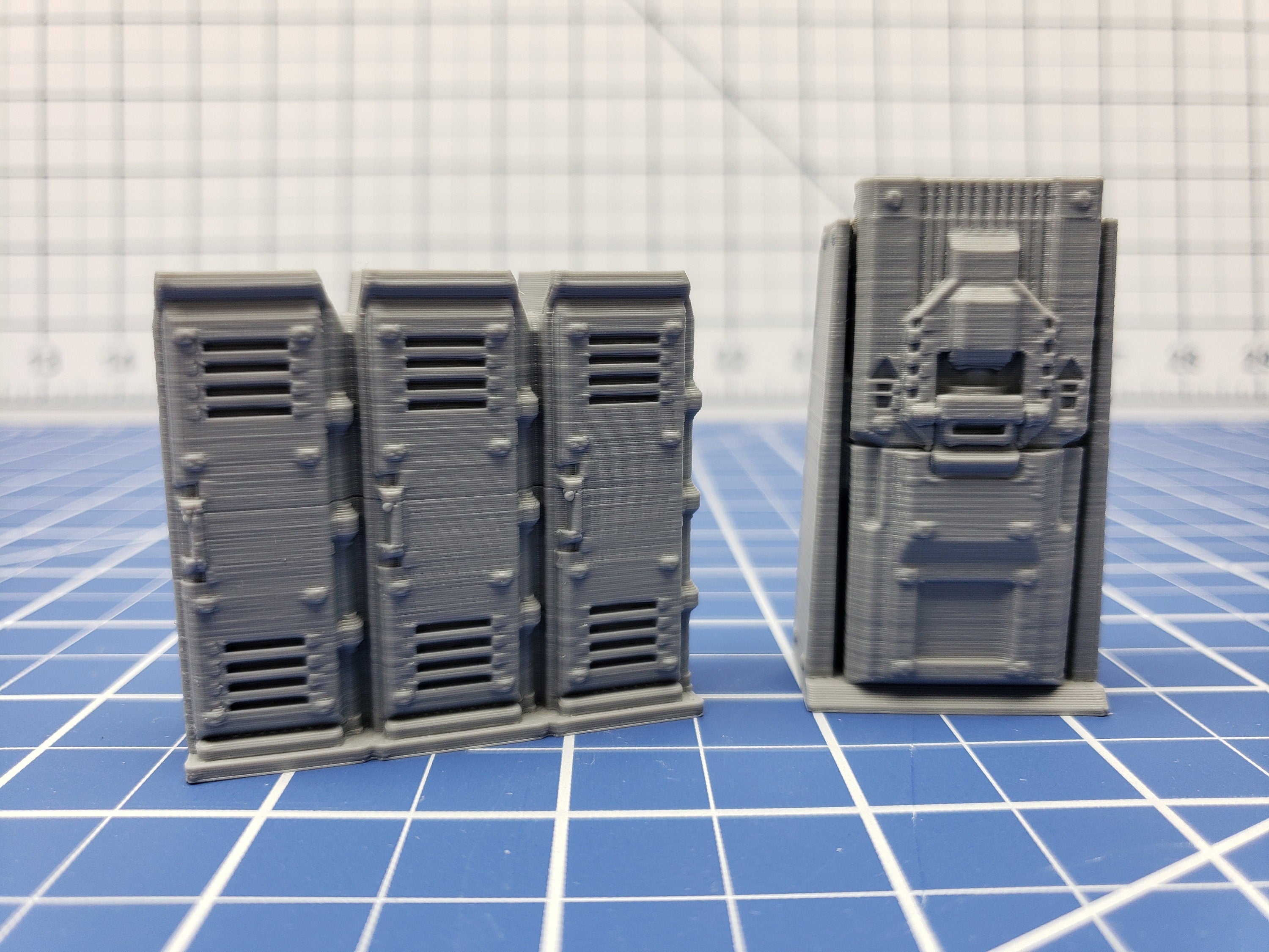 Storage Lockers - Ignis Quadrant - Starfinder - Cyberpunk - Science Fiction - Syfy - RPG - Tabletop - Scatter - Terrain