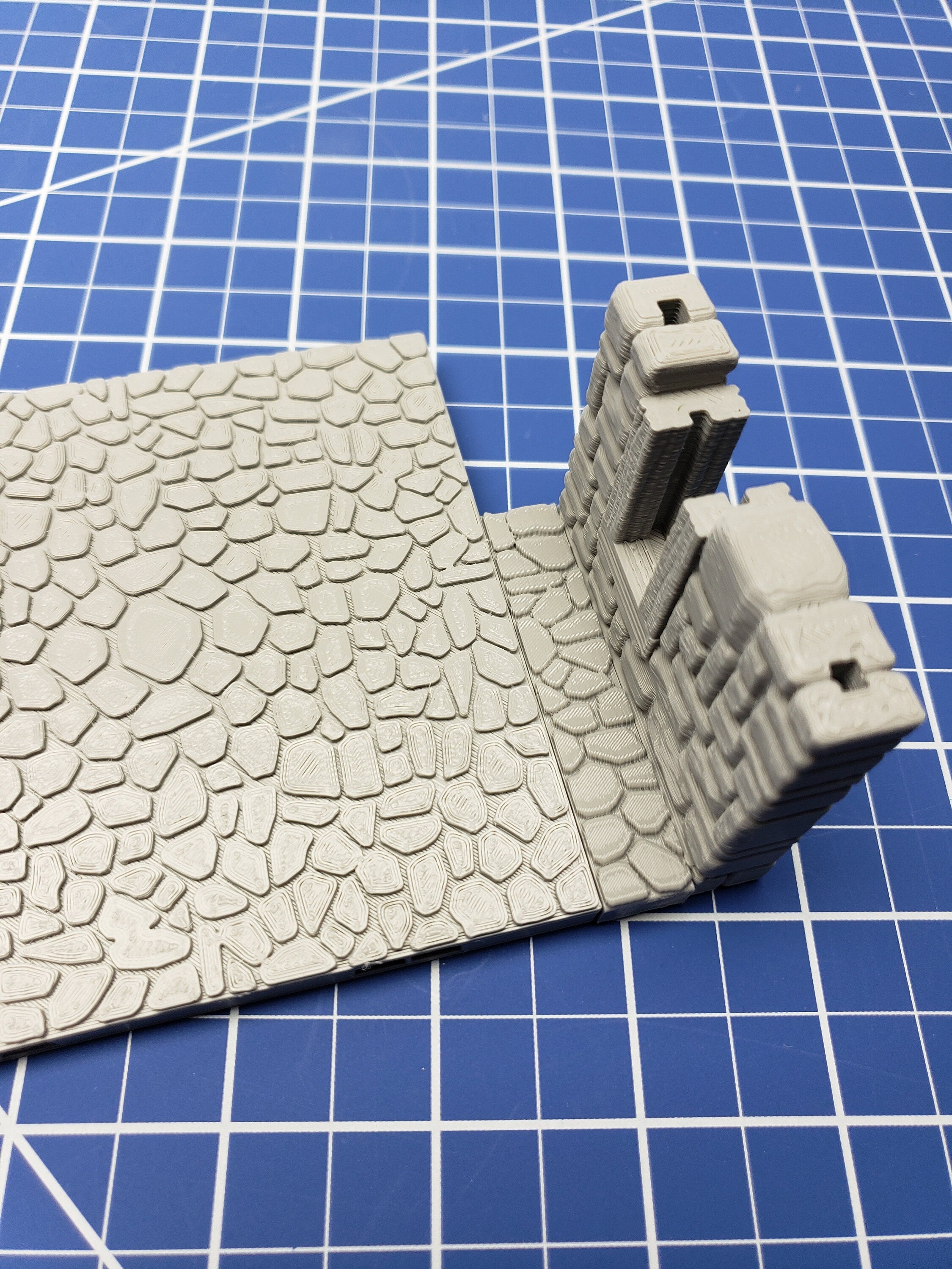 Stone Pass Through Floor - Dragonshire - Building - Fat Dragon Games - DND - Pathfinder - RPG - Terrain - 28 mm/ 1" - Dungeon & Dragons