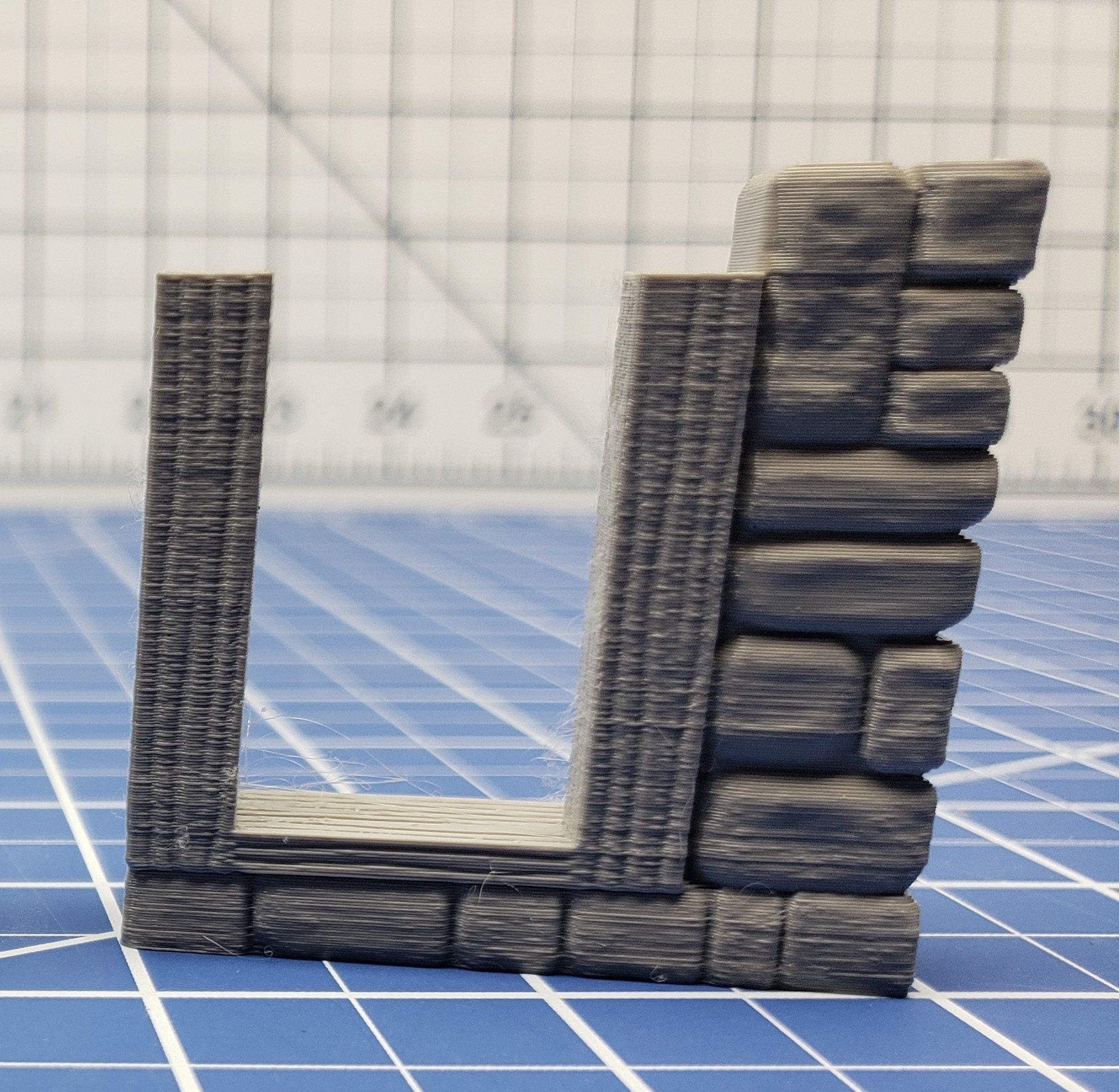 Stone Wall Doors - Dragonshire - Building - Fat Dragon Games - DND - Pathfinder - RPG - Terrain - 28 mm/ 1" - Dungeon & Dragons