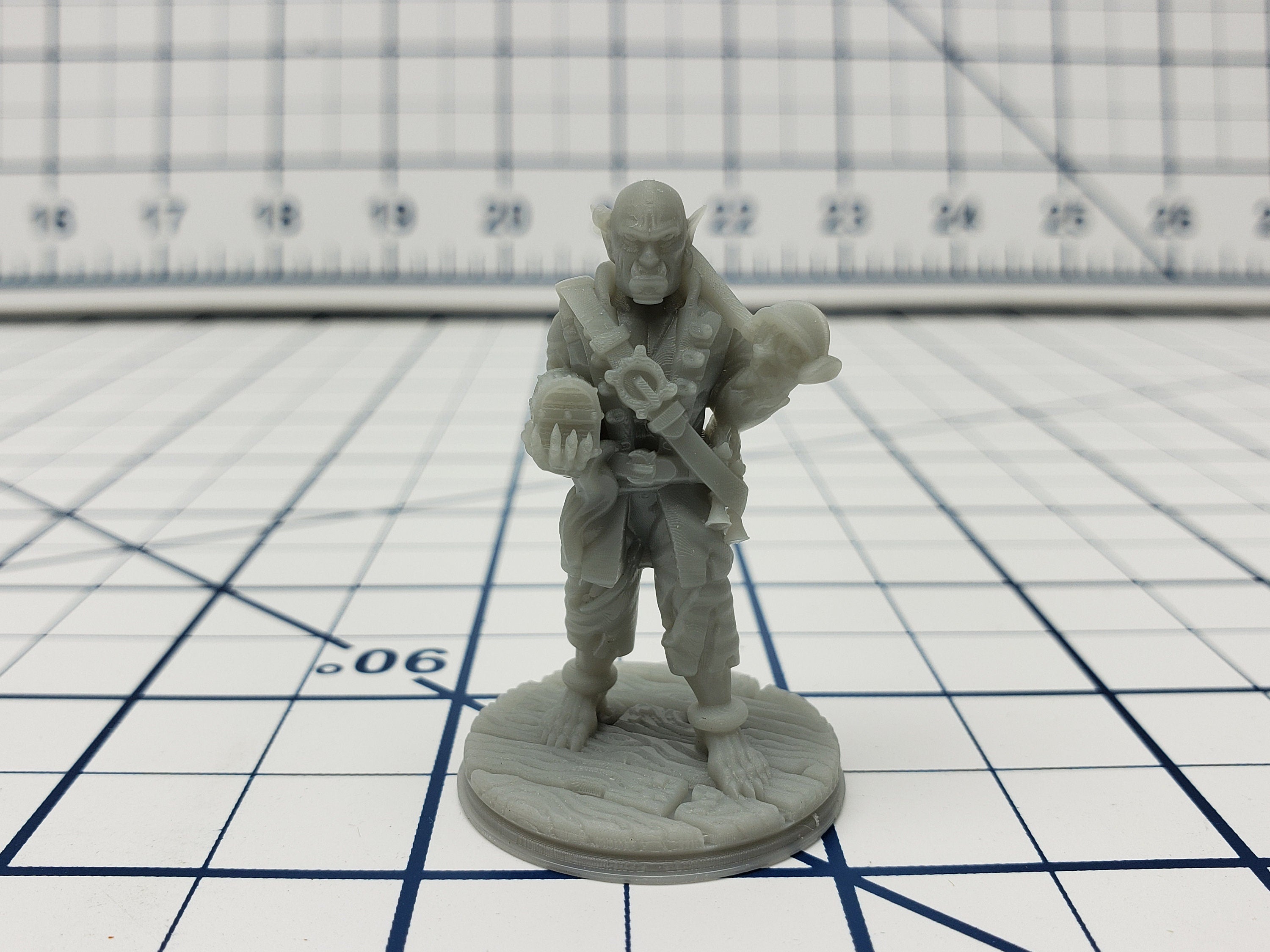 Half Orc Pirate Minis - Savage Atoll - Hero's Hoard - DND - Pathfinder - Dungeons & Dragons - RPG - Tabletop - EC3D - Miniature