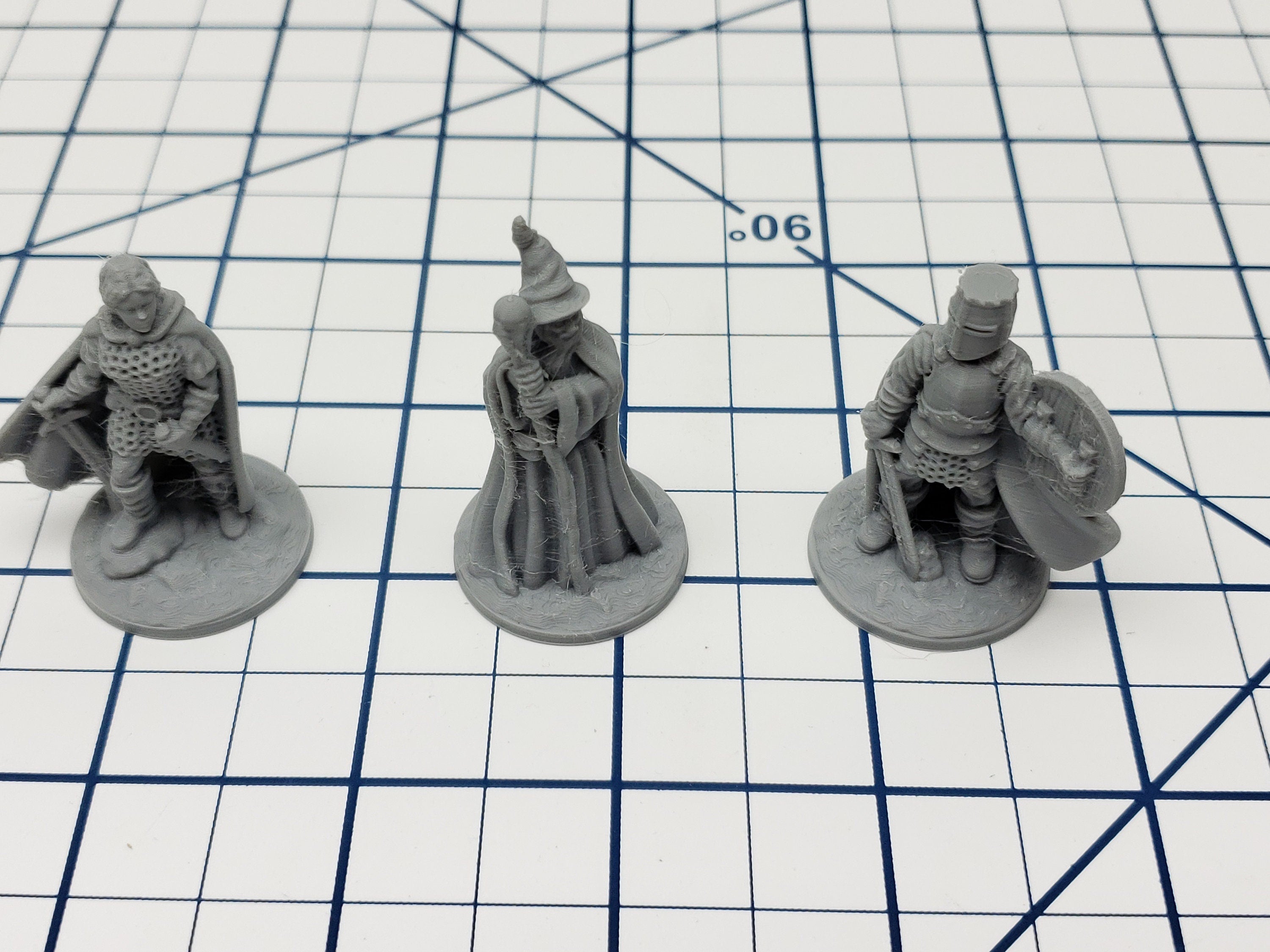 Adventurer Miniatures - DND - Pathfinder - RPG - Dungeon & Dragons - Miniature - Mini - 28 mm / 1" - Fat Dragon Games