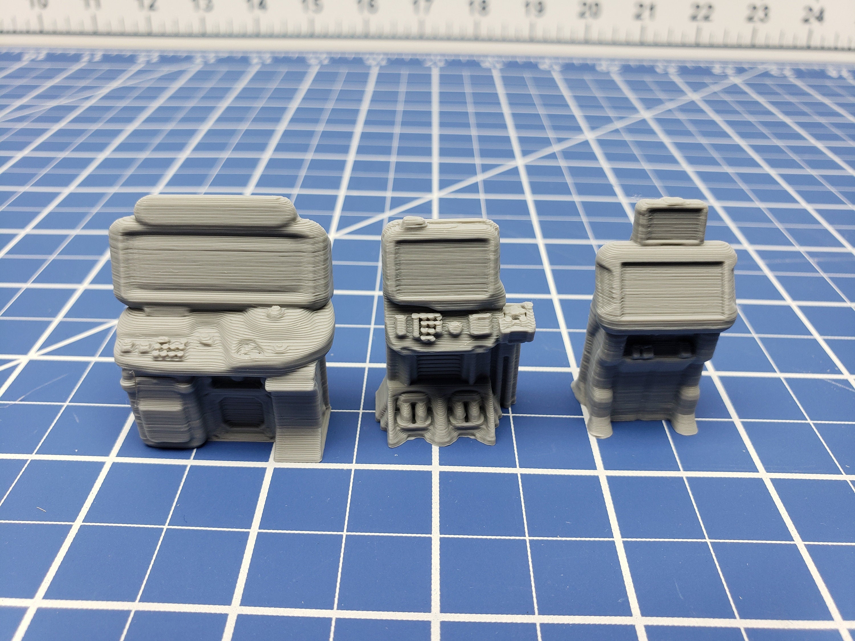 Terminal and Computer Set - Ignis Quadrant - Starfinder - Cyberpunk - Science Fiction - Syfy - RPG - Tabletop - Scatter - Terrain
