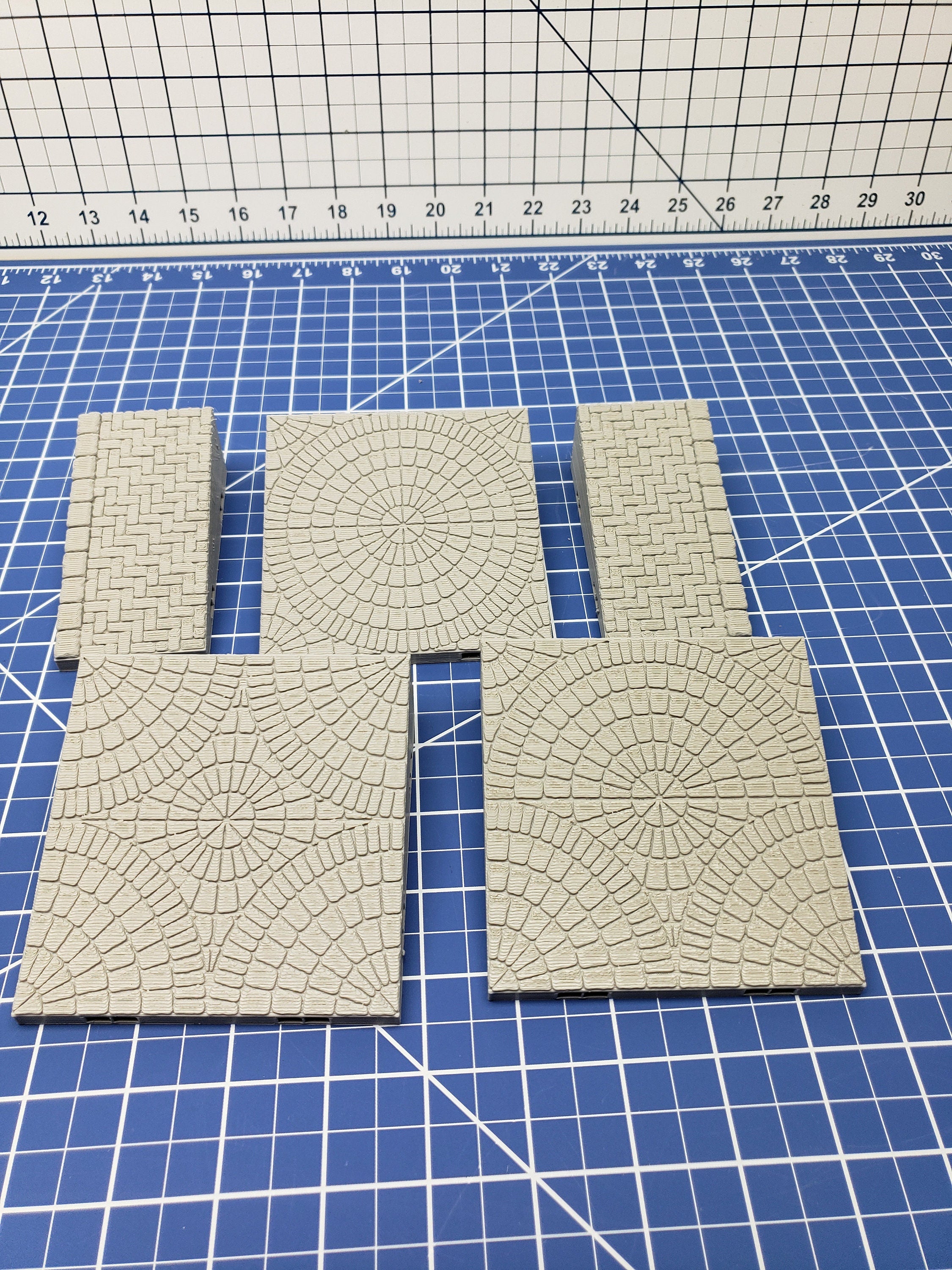 Street Ramps - Dragonshire - Fat Dragon Games - DND - Pathfinder - RPG - Terrain - 28 mm / 1" - Dungeon & Dragons -