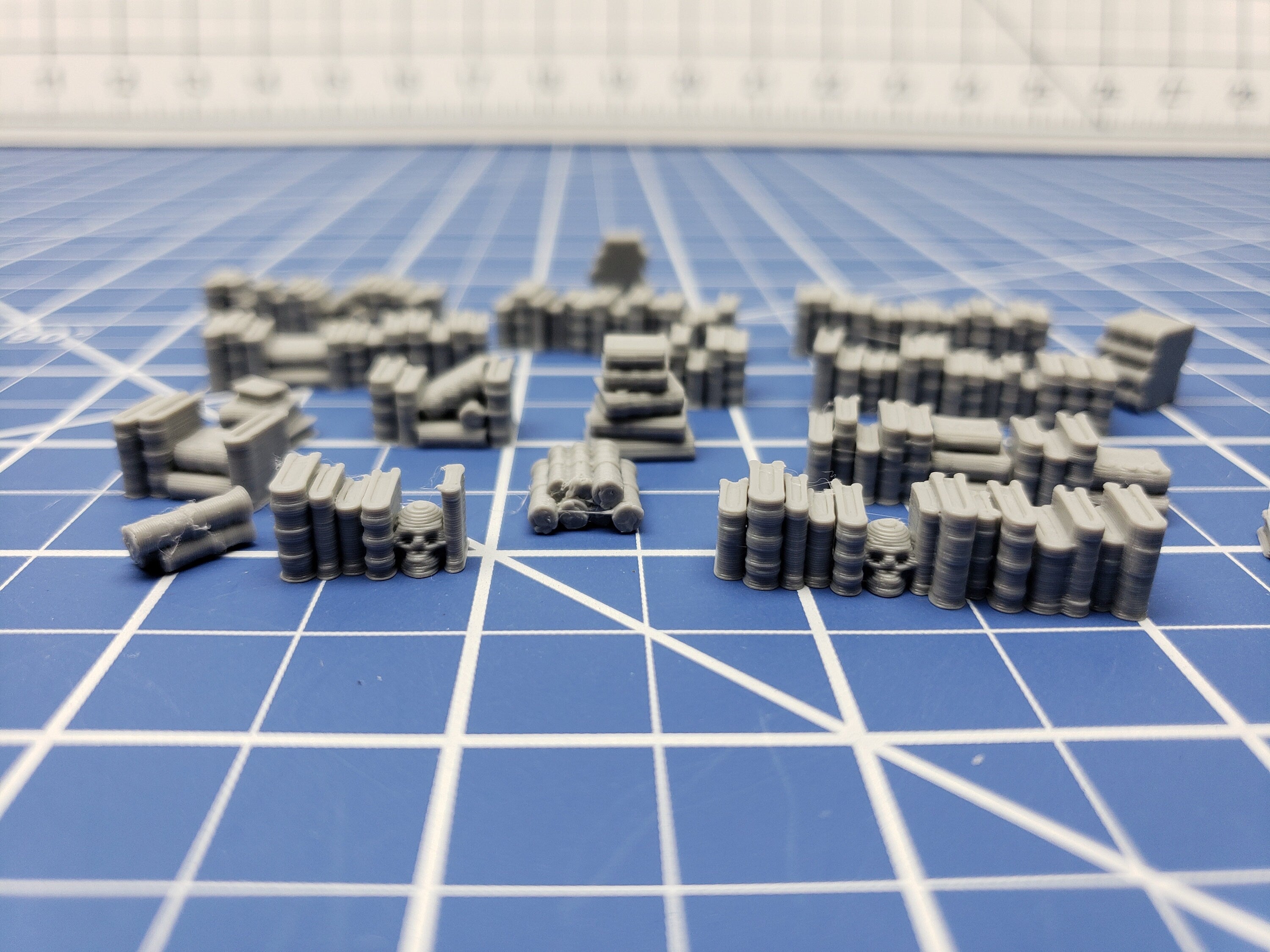 Books and Scroll Scatter Set - Dragonshire - Fat Dragon Games - DND - Pathfinder - RPG - Terrain - 28 mm / 1" - Dungeon & Dragons