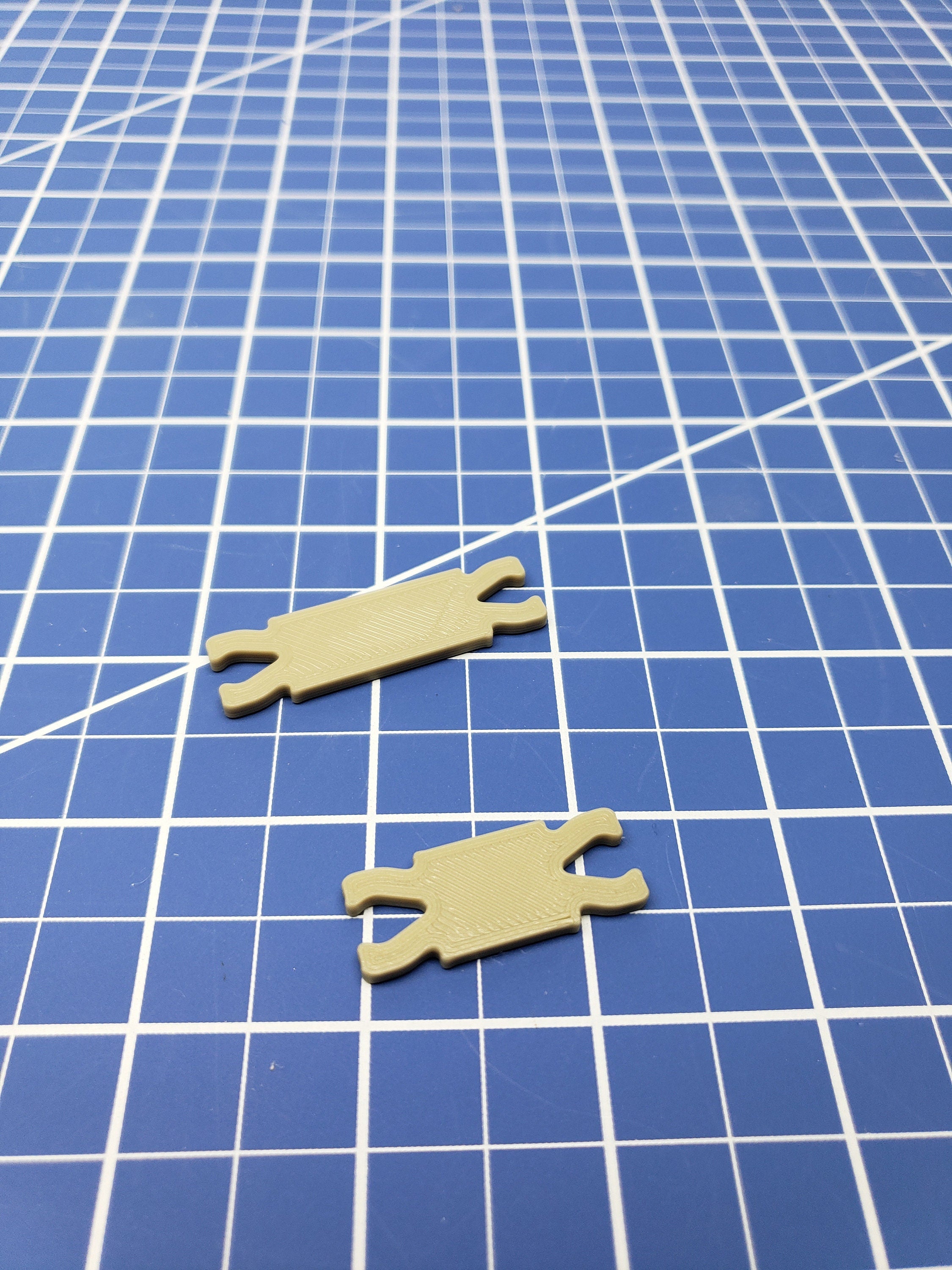 DragonLock Extended Clips - DND - Pathfinder - Dungeons & Dragons - RPG - Tabletop - 28 mm / 1"