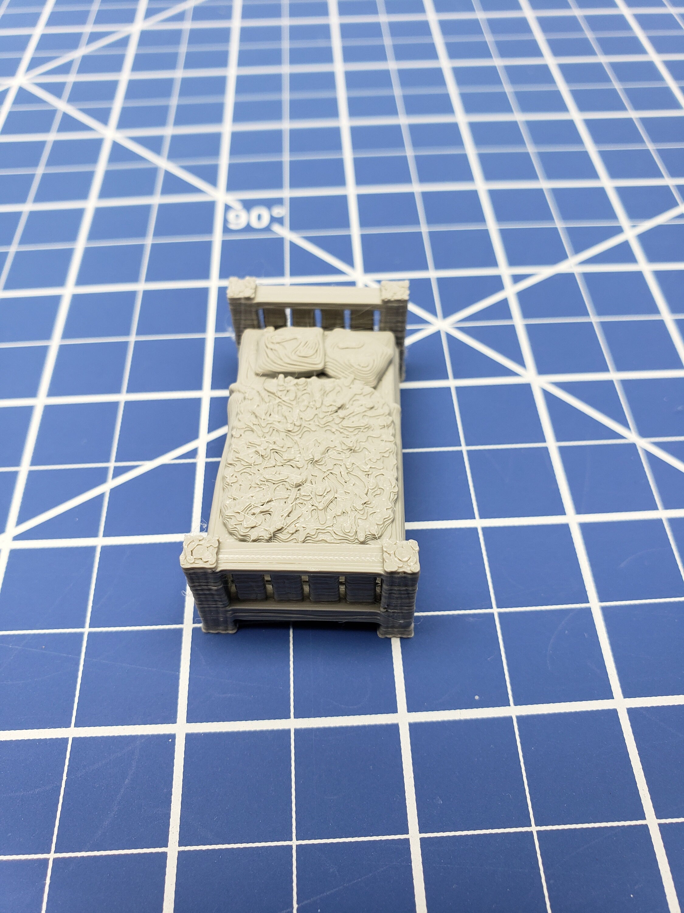 Single Beds - Dragonshire - Fat Dragon Games - DND - Pathfinder - RPG - Terrain - 28 mm / 1" - Dungeon & Dragons -