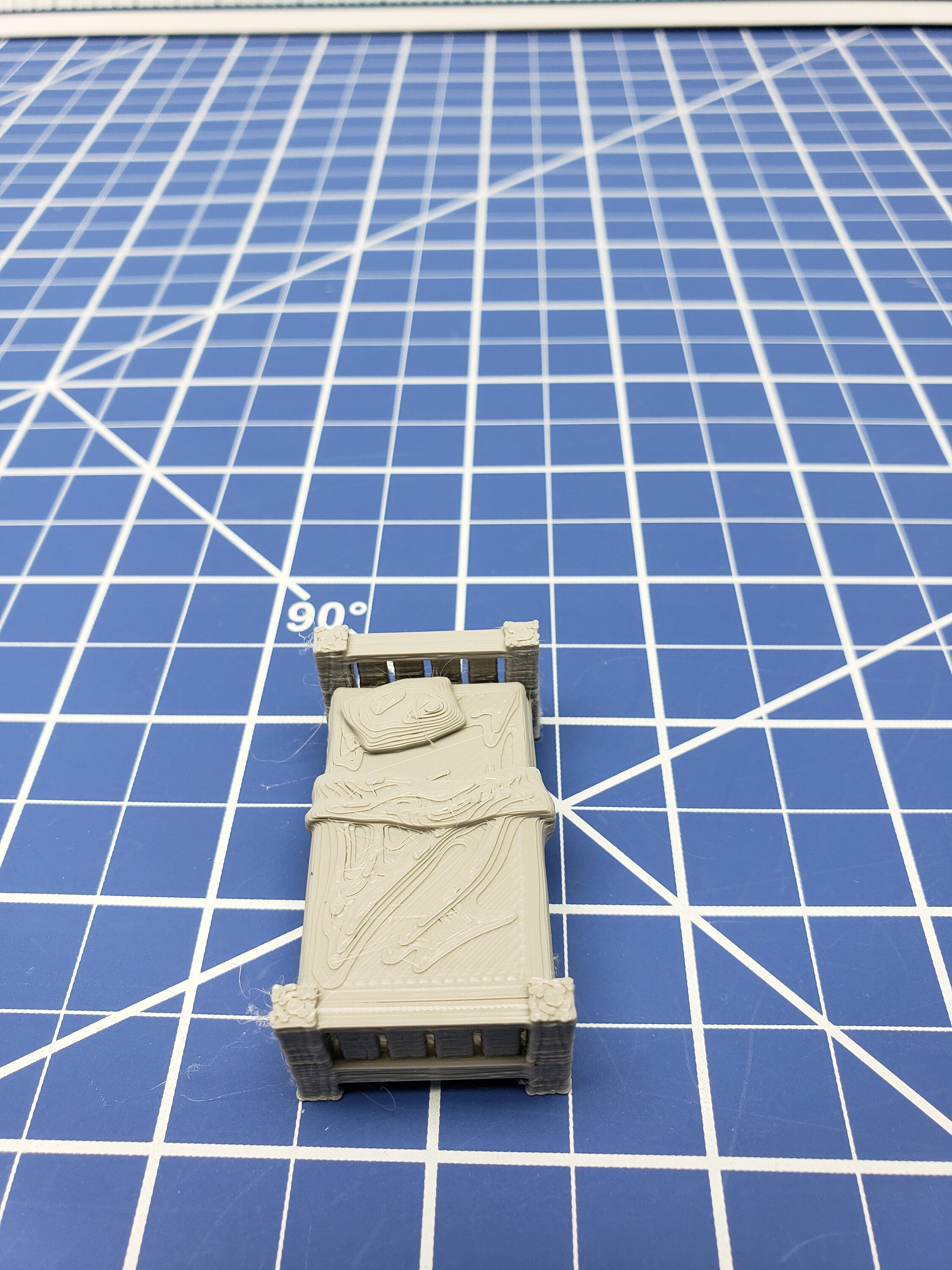 Single Beds - Dragonshire - Fat Dragon Games - DND - Pathfinder - RPG - Terrain - 28 mm / 1" - Dungeon & Dragons -