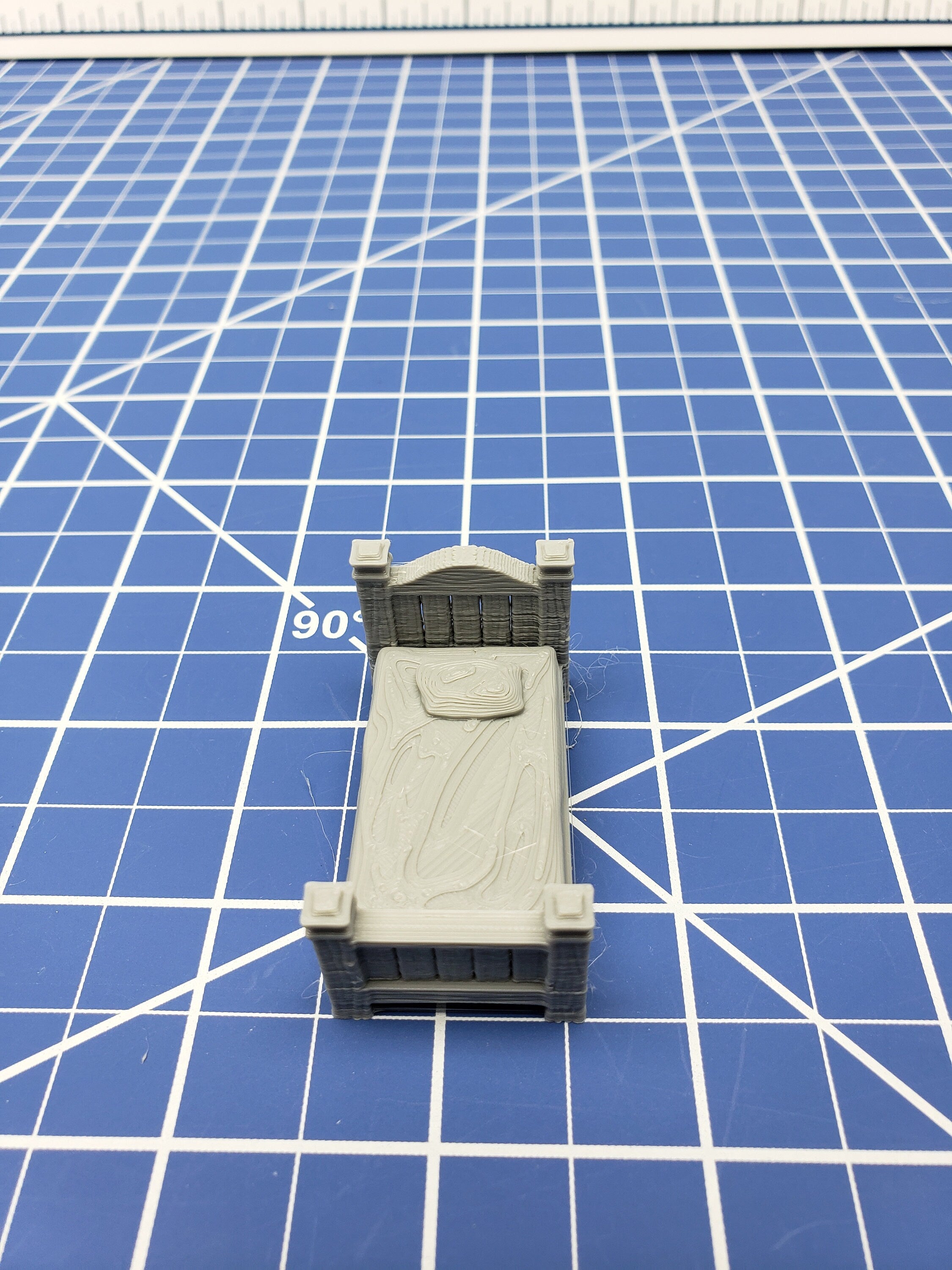 Single Beds - Dragonshire - Fat Dragon Games - DND - Pathfinder - RPG - Terrain - 28 mm / 1" - Dungeon & Dragons -