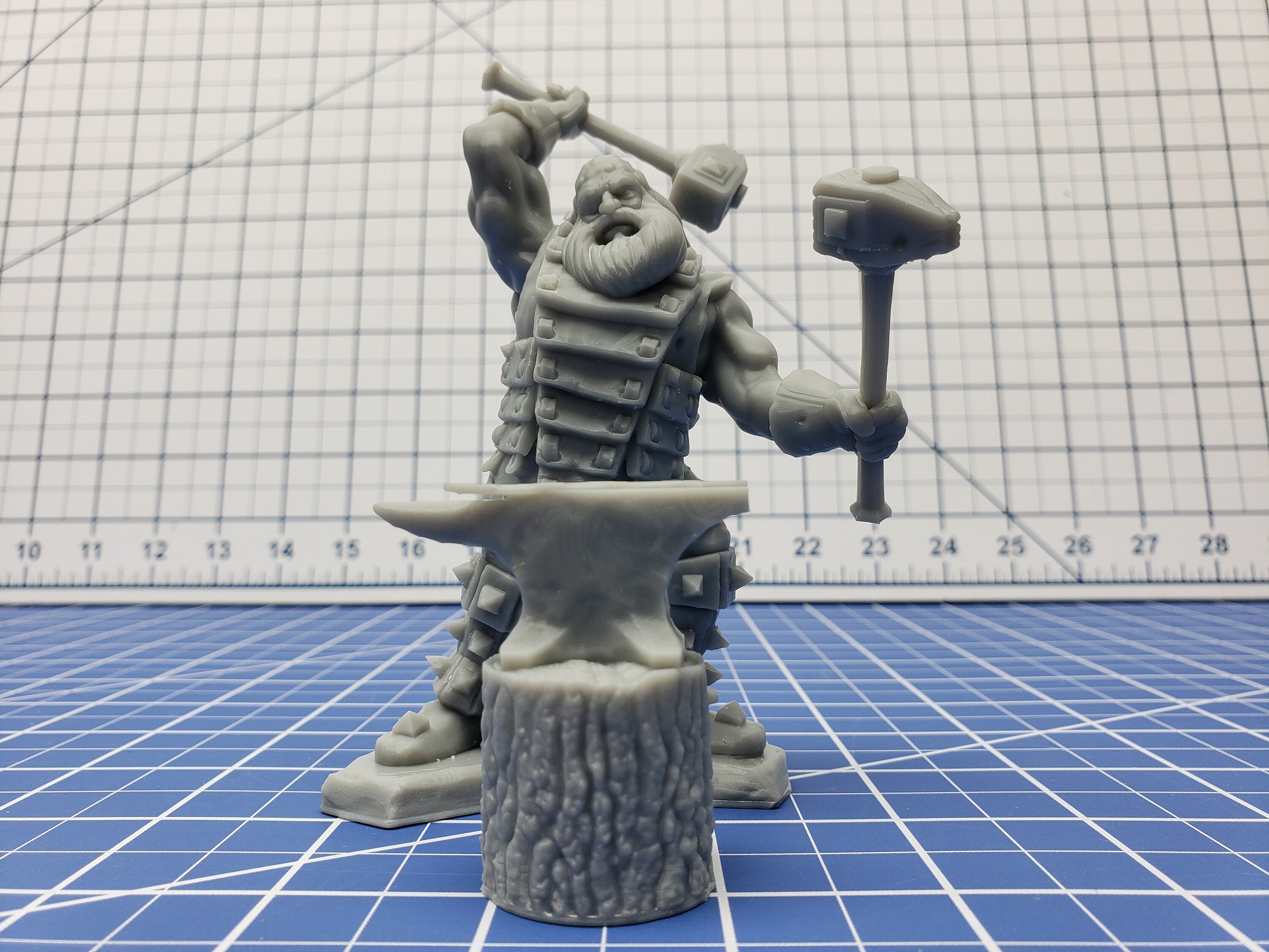 Fire Giant Mini - DND - Pathfinder - Dungeons & Dragons - RPG - Tabletop - Role Playing Game - Miniature - 28 mm