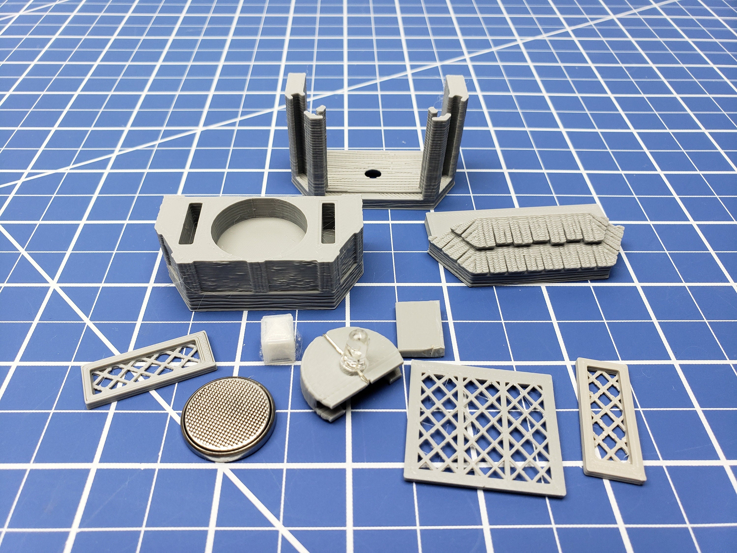 LED Bay Windows - Dragonshire - DragonLock - Fat Dragon Games - DND - Pathfinder - RPG - Terrain - 28 mm / 1" - Dungeon & Dragons