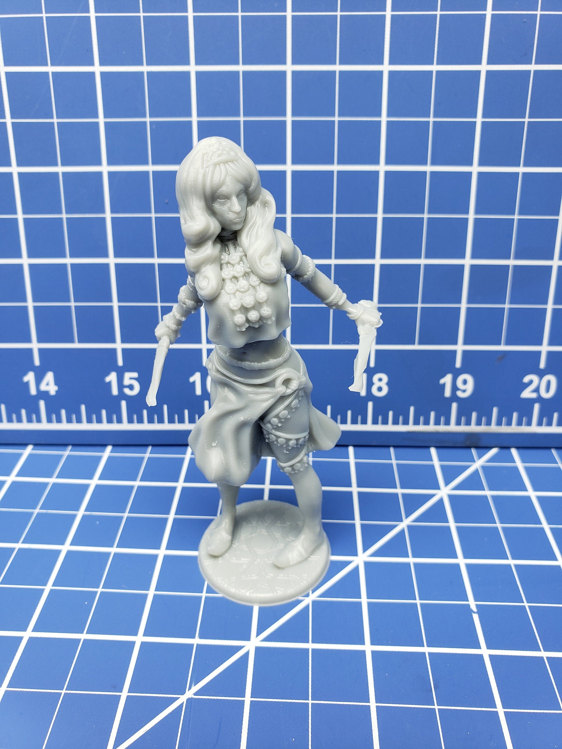 Cloud Giant Mini - DND - Pathfinder - Dungeons & Dragons - RPG - Tabletop - Role Playing Game - Miniature - 28 mm
