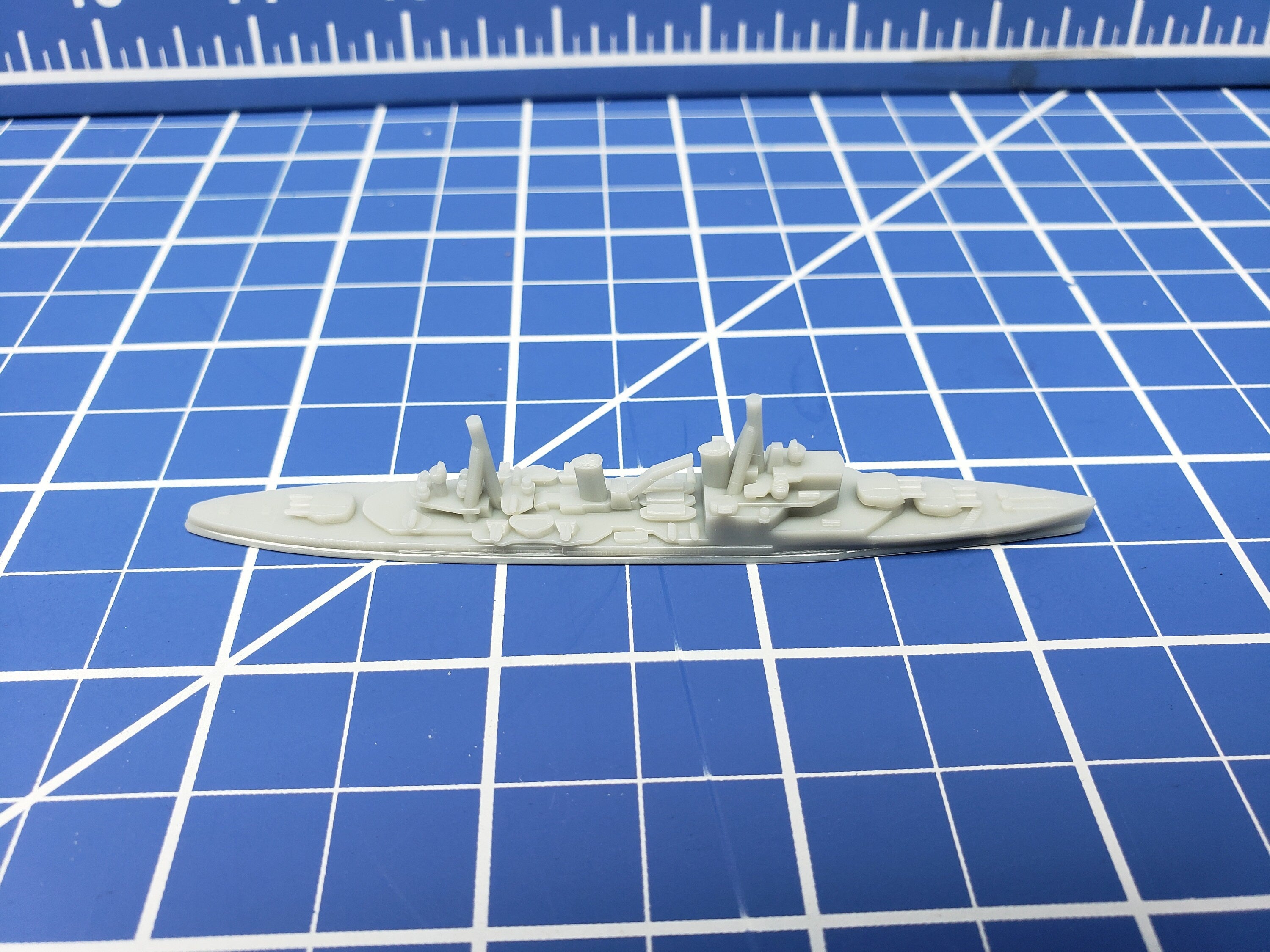Cruiser - Southampton 1944 Variant - Royal Navy - Wargaming - Axis and Allies - Naval Miniature - Tabletop Games - Warships