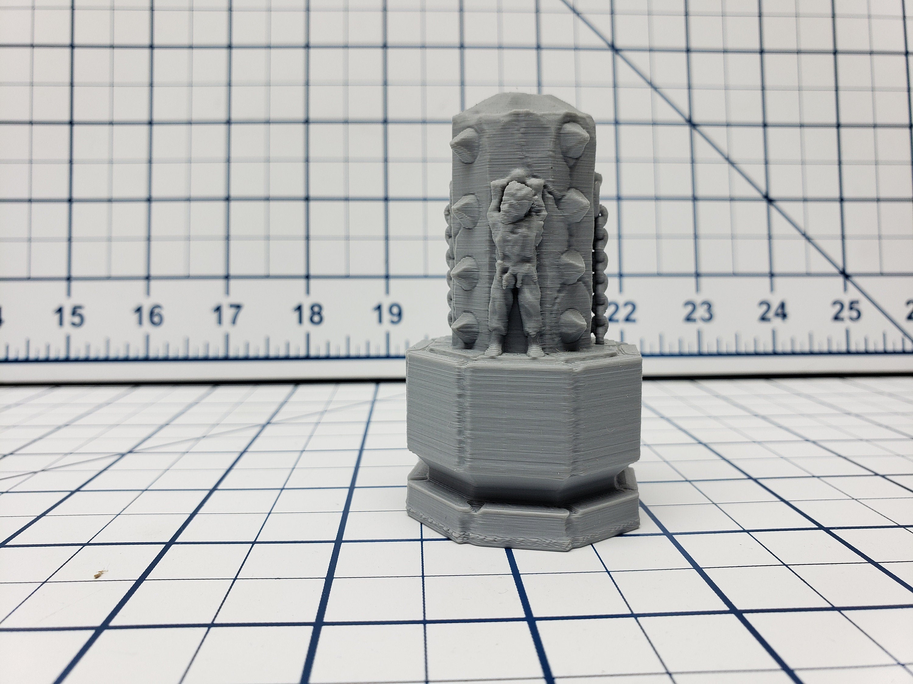 Gray Dwarf Pillars - Skyless Realms - Abyss - DND - Dungeons & Dragons - RPG - Tabletop - EC3D - Miniature - 28 mm - 1" scale
