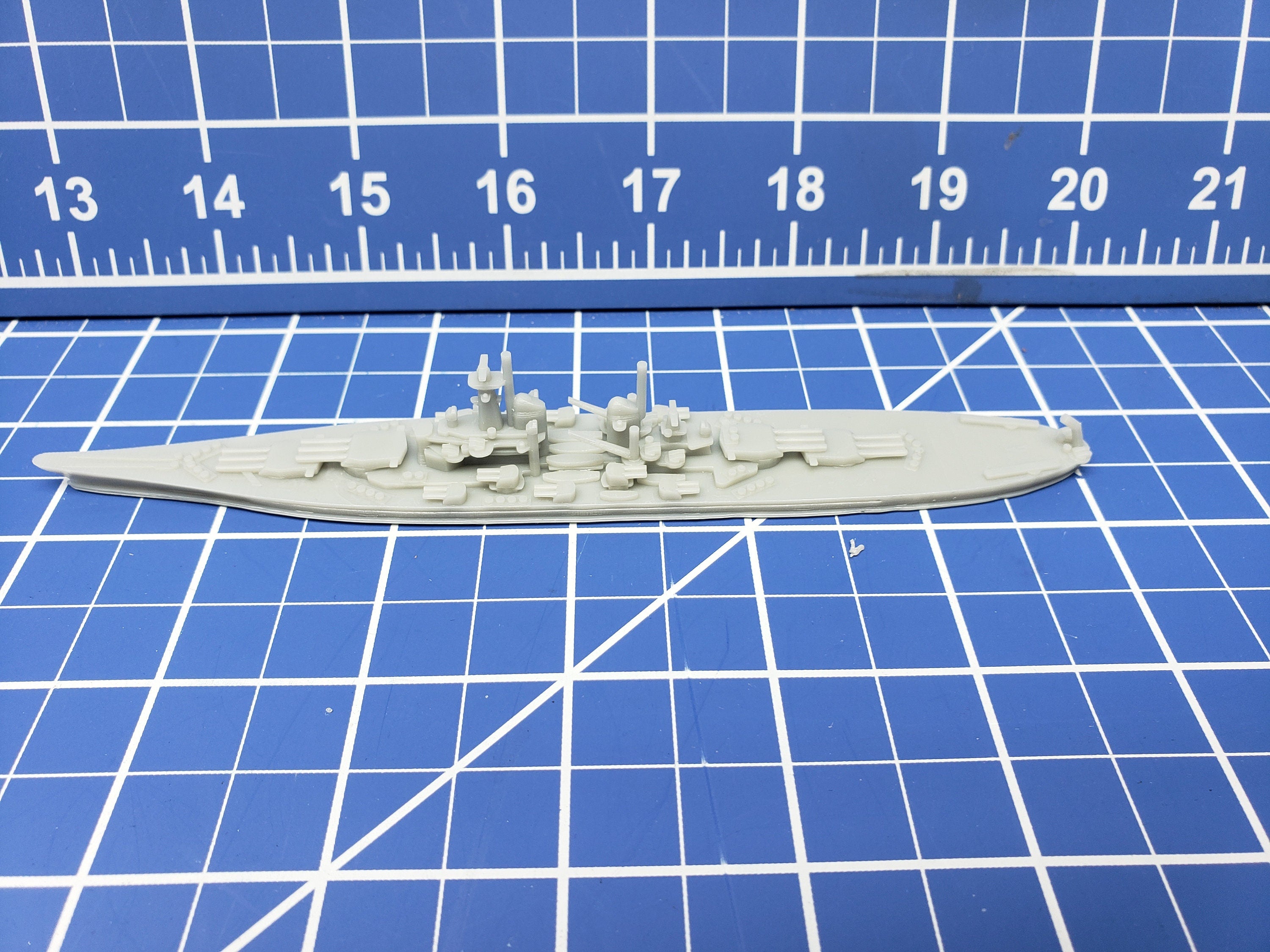 Battleship - Montana - US Navy - Wargaming - Axis and Allies - Naval Miniature - Tabletop Games - Warships