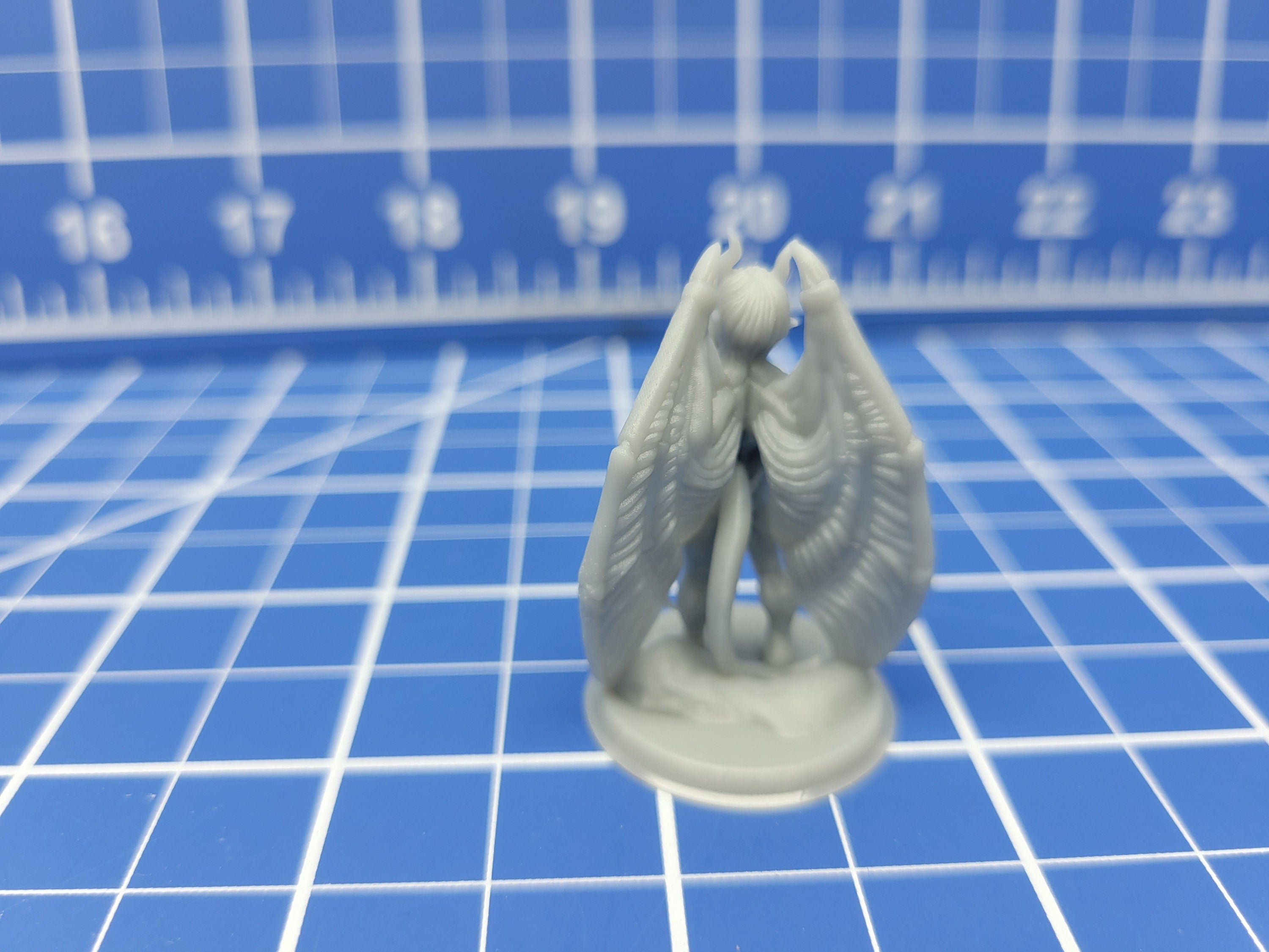 Incubus - Minis - Beasts and Badies - Hero's Hoard - DND - Pathfinder - Dungeons & Dragons - RPG - Tabletop - EC3D - Miniature