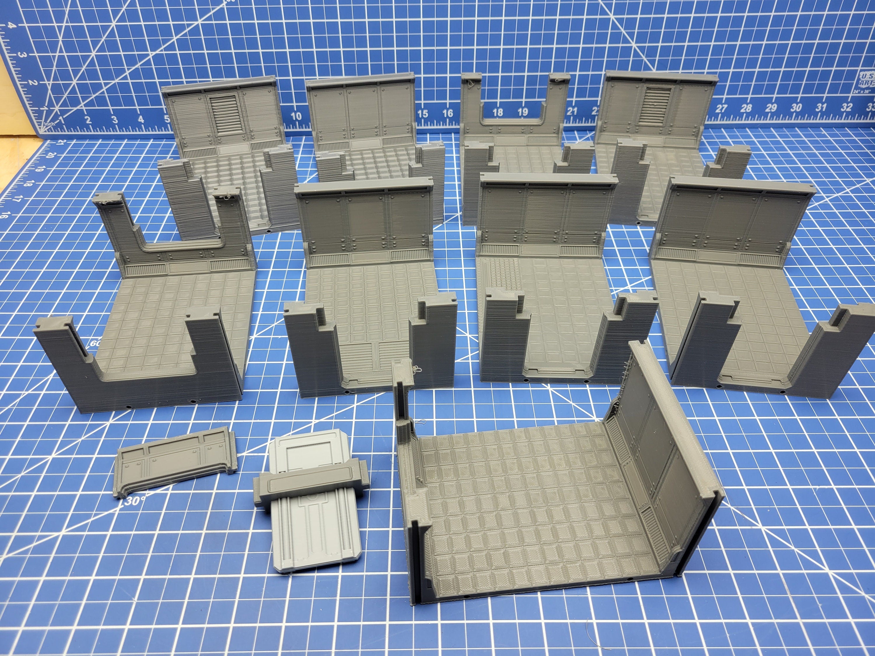 Long Room Door Tiles - Atomic Shelter - Atom Punk - Starfinder - Cyberpunk - Science Fiction - Syfy - RPG - Tabletop - Scatter - 28mm