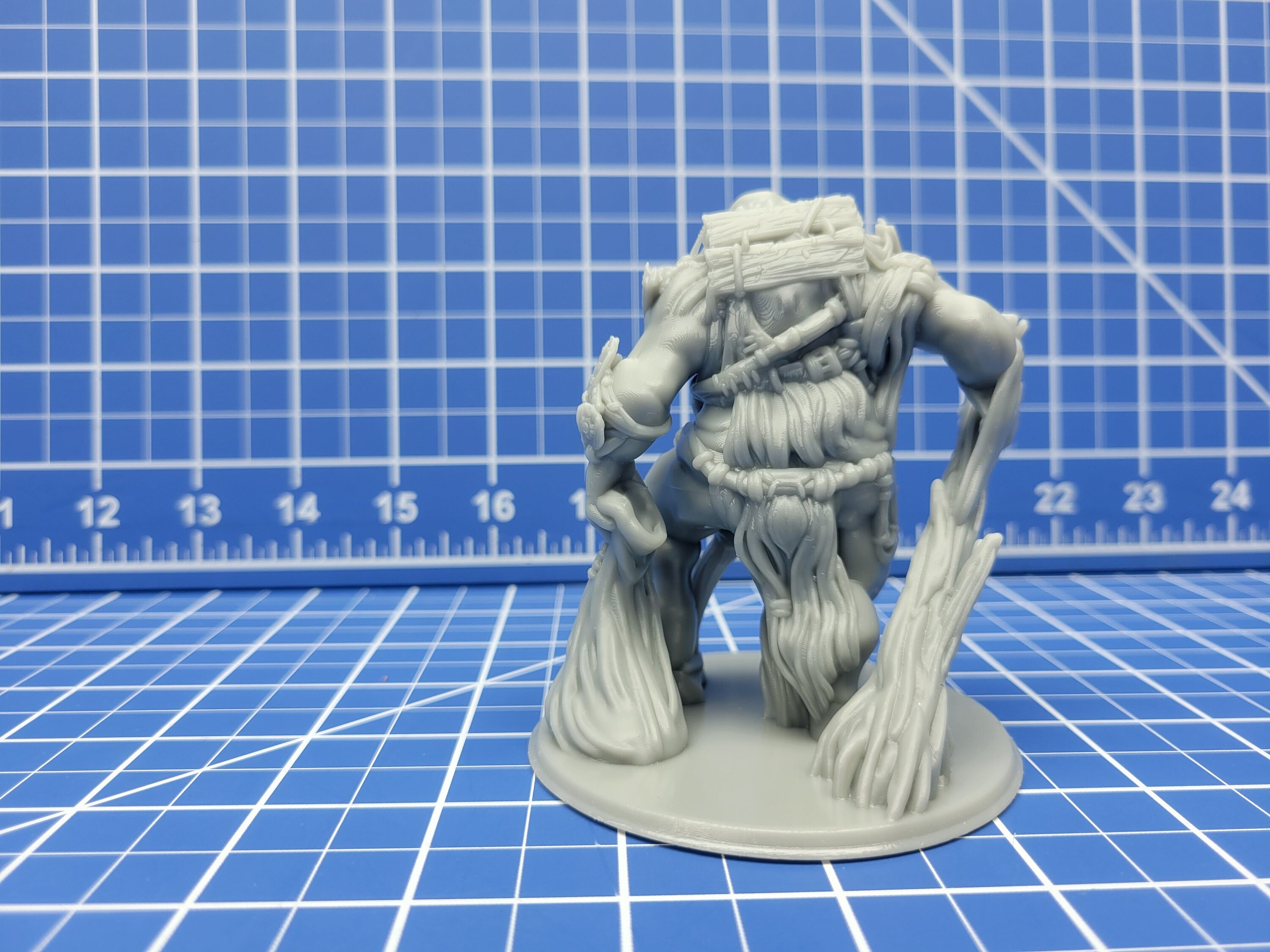 Hill Giants - Minis - Beasts and Badies - Hero's Hoard - DND - Pathfinder - Dungeons & Dragons - RPG - Tabletop - EC3D - Miniature