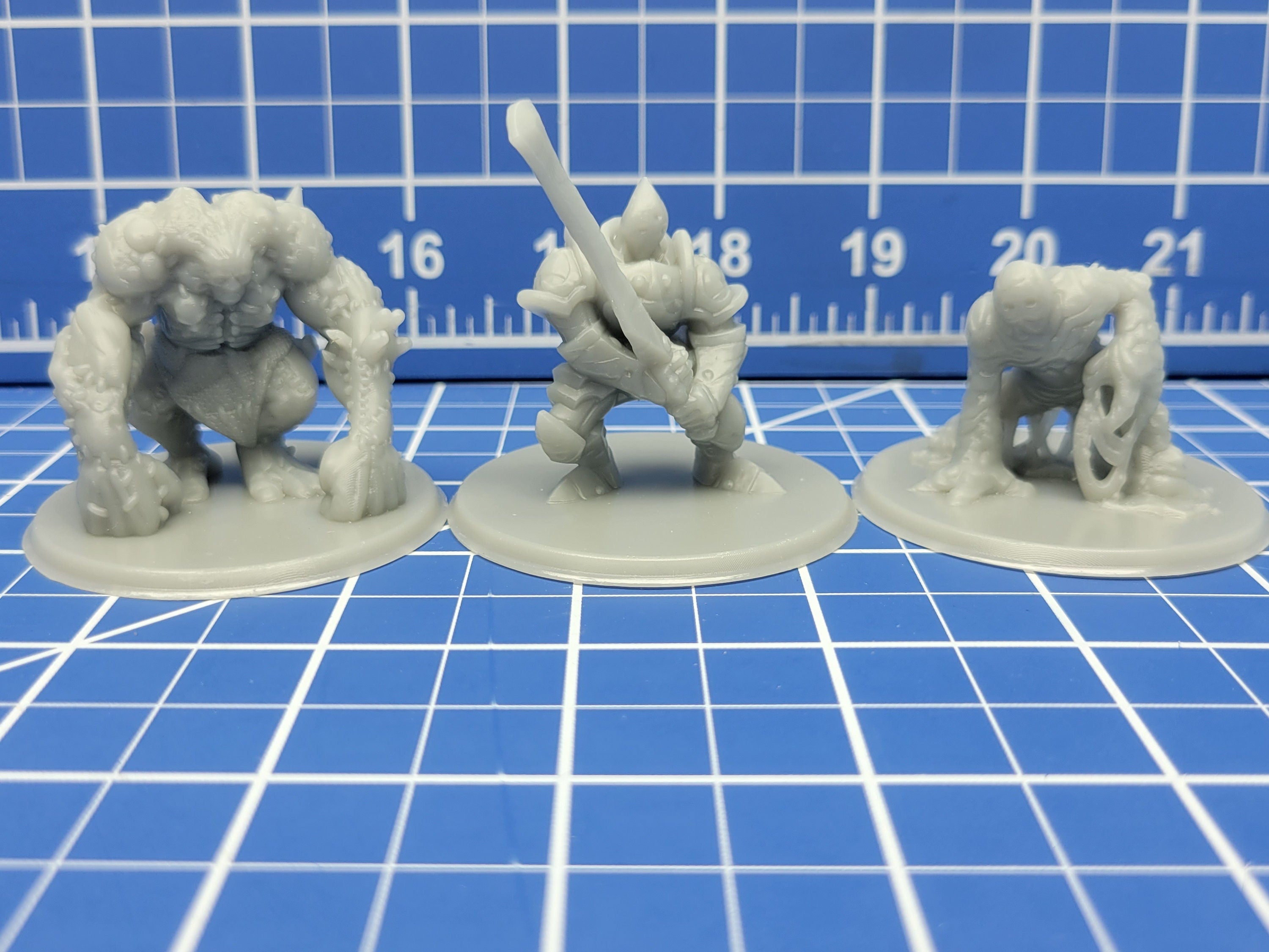 Golems - Minis - Beasts and Badies - Hero's Hoard - DND - Pathfinder - Dungeons & Dragons - RPG - Tabletop - EC3D - Miniature