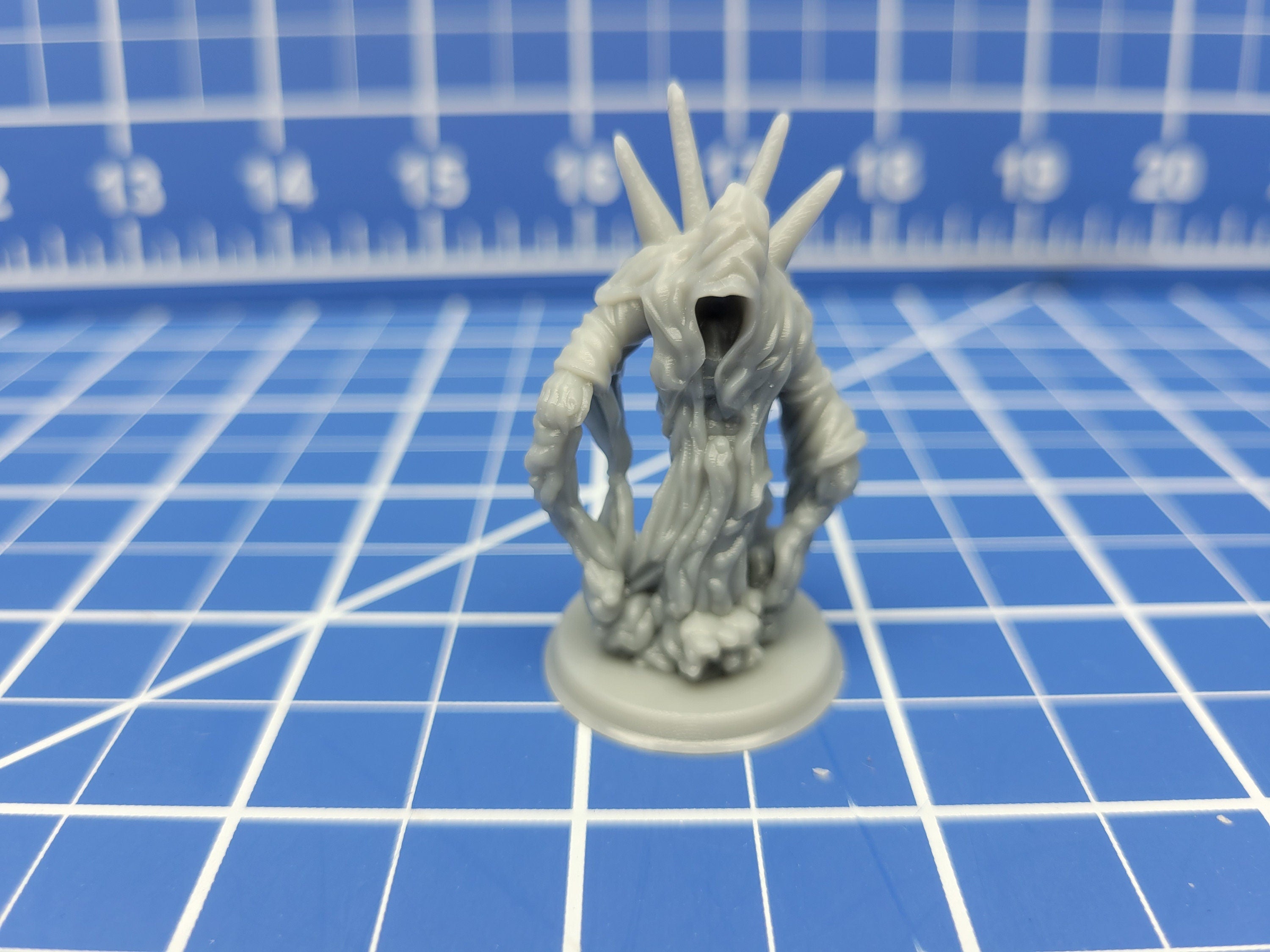 Wraith - Minis - Beasts and Badies - Hero's Hoard - DND - Pathfinder - Dungeons & Dragons - RPG - Tabletop - EC3D - Miniature