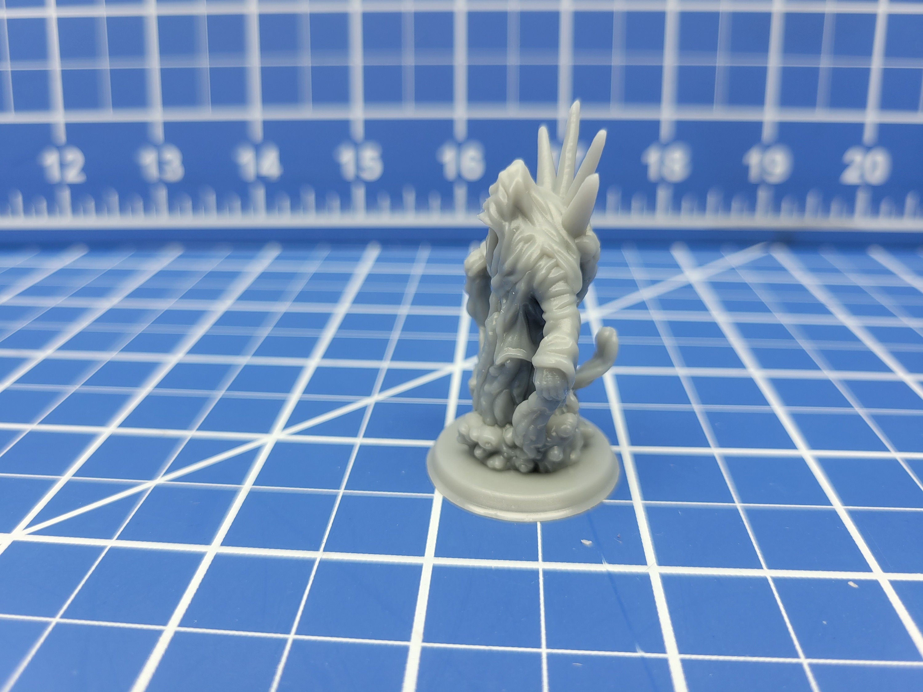 Wraith - Minis - Beasts and Badies - Hero's Hoard - DND - Pathfinder - Dungeons & Dragons - RPG - Tabletop - EC3D - Miniature