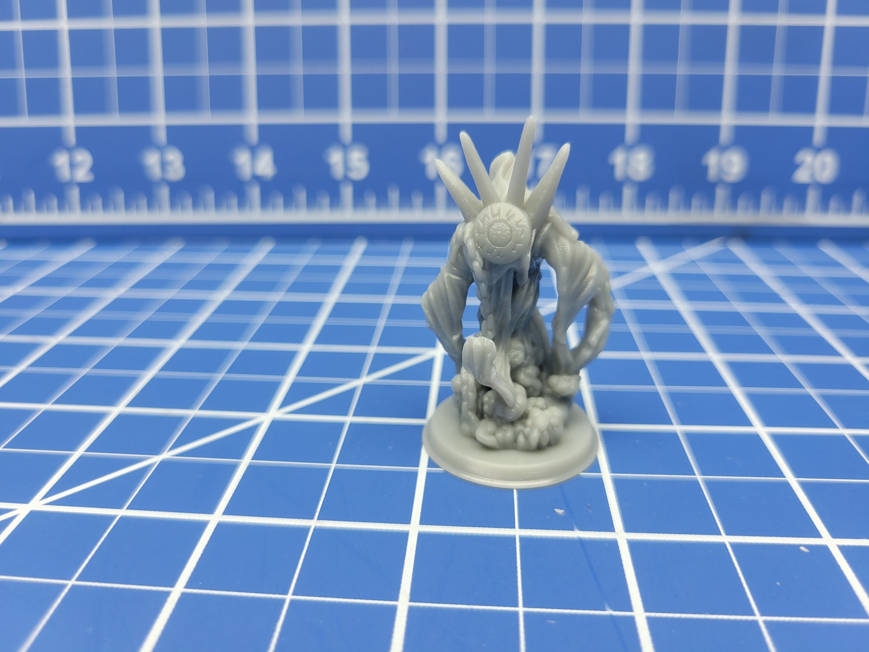Wraith - Minis - Beasts and Badies - Hero's Hoard - DND - Pathfinder - Dungeons & Dragons - RPG - Tabletop - EC3D - Miniature