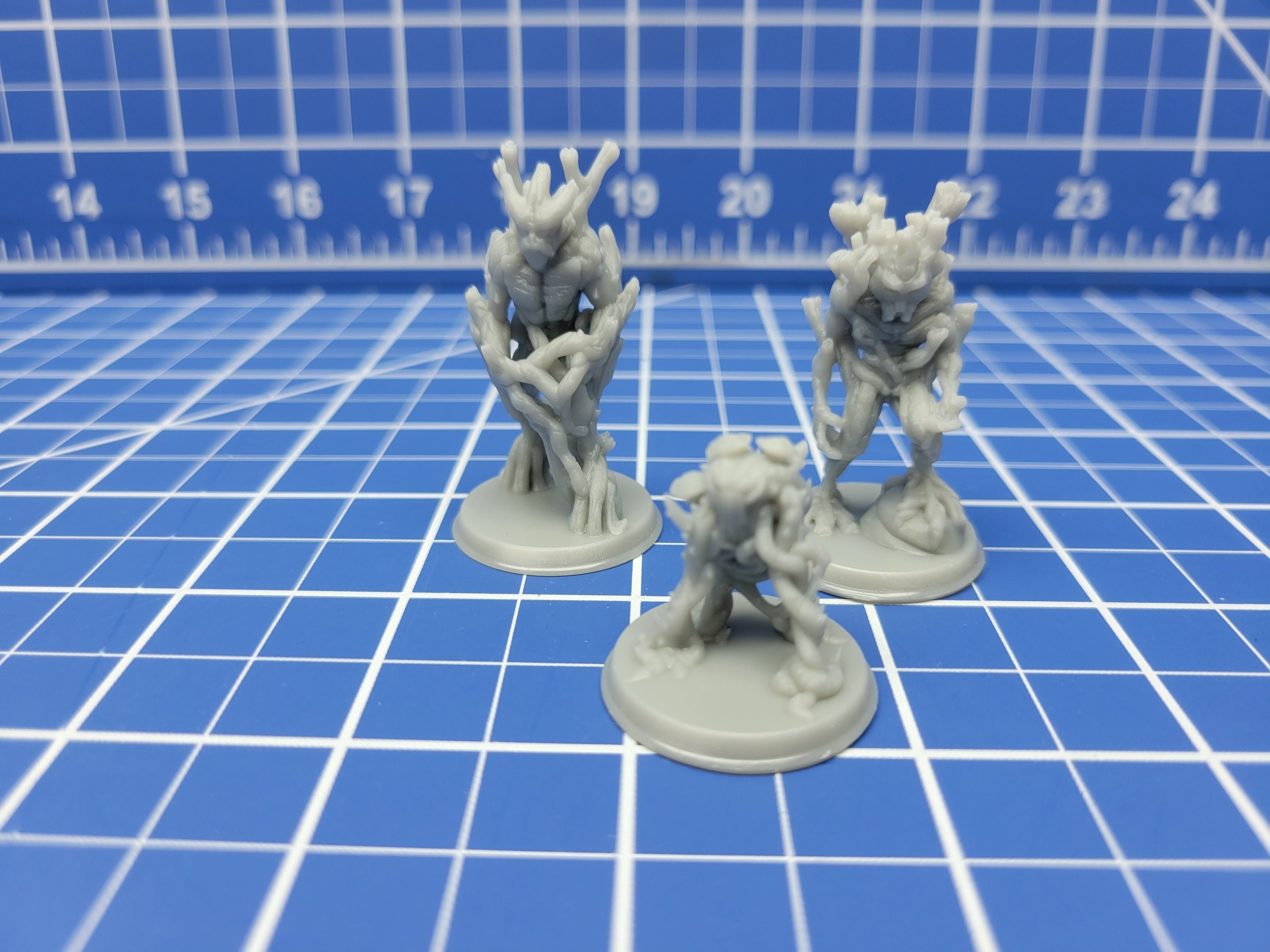 Blights - Minis - Beasts and Badies - Hero's Hoard - DND - Pathfinder - Dungeons & Dragons - RPG - Tabletop - EC3D - Miniature