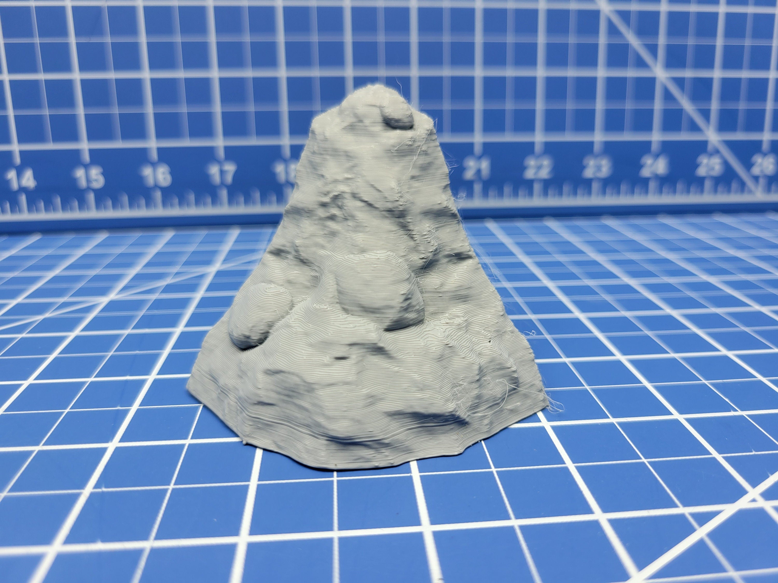 Barrow Mounds - Side Tiles - Dragonshire - Fat Dragon Games - DND - Pathfinder - RPG - Terrain - 28 mm / 1" - Dungeon & Dragons -