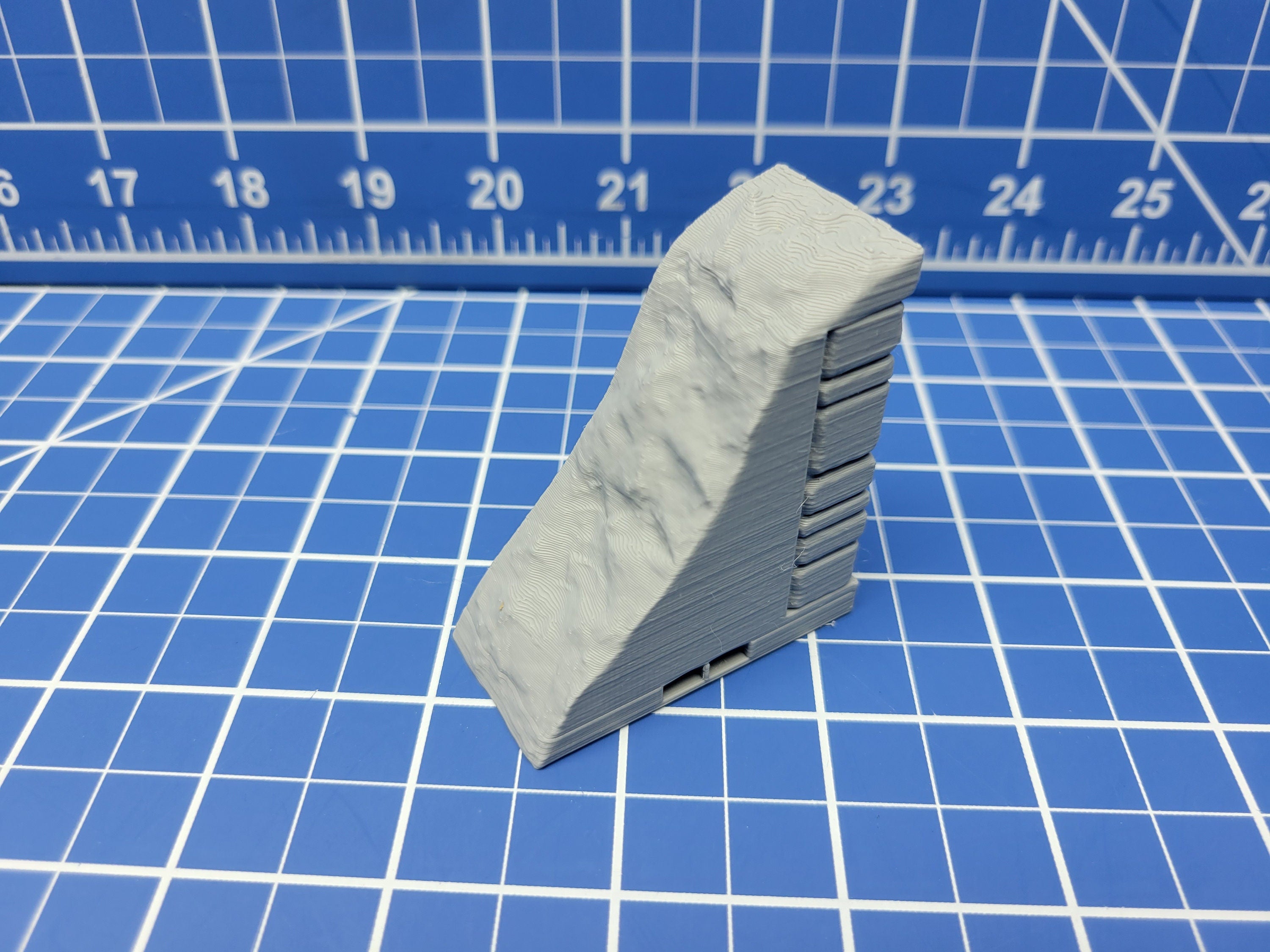 Barrow Mounds - Side Tiles - Dragonshire - Fat Dragon Games - DND - Pathfinder - RPG - Terrain - 28 mm / 1" - Dungeon & Dragons -
