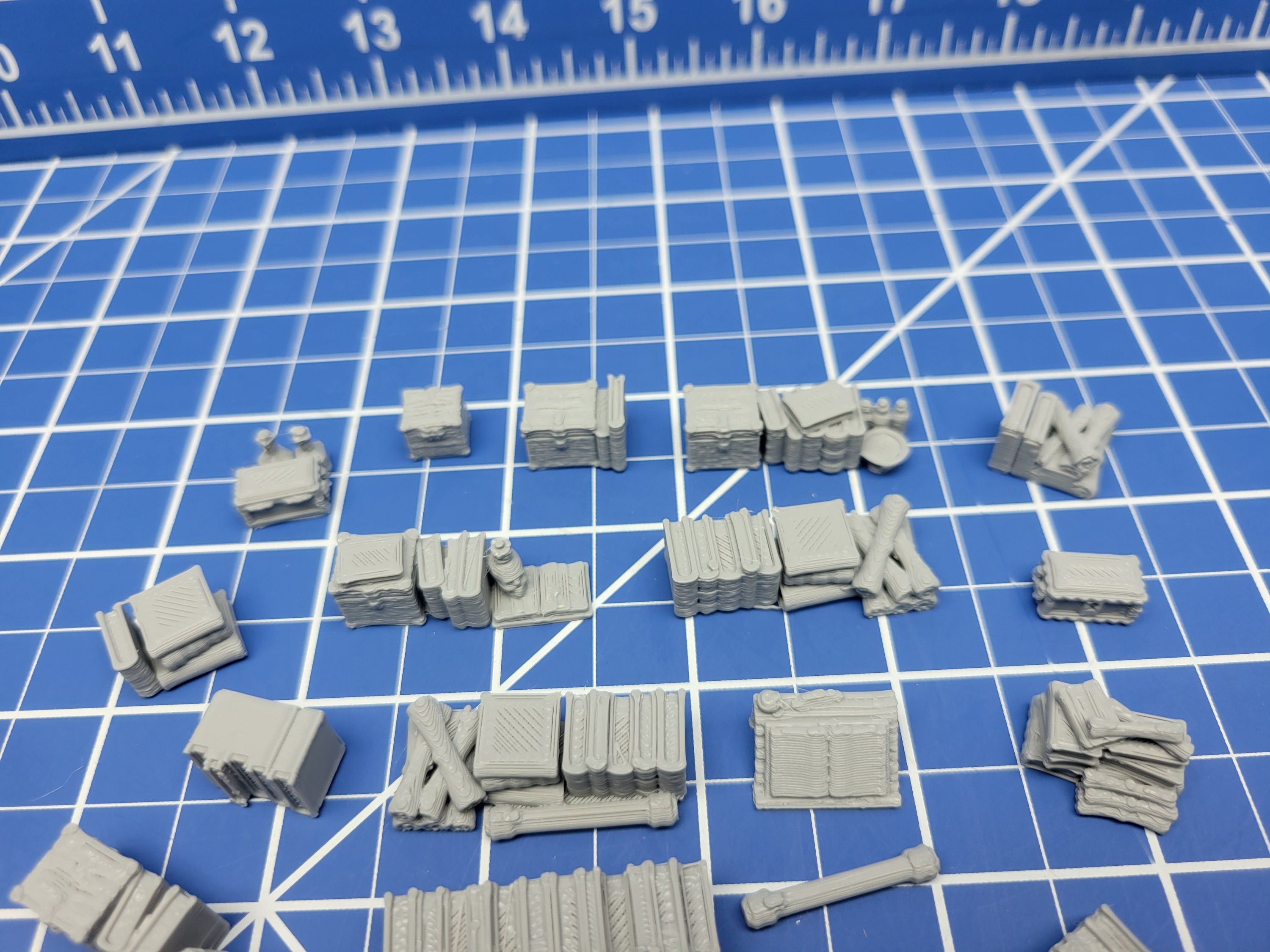 Bookshelf Item Set- Library & Study Accessories - Hero's Hoard - EC3D - DND - RPG - Pathfinder - 28 mm / 1" scale