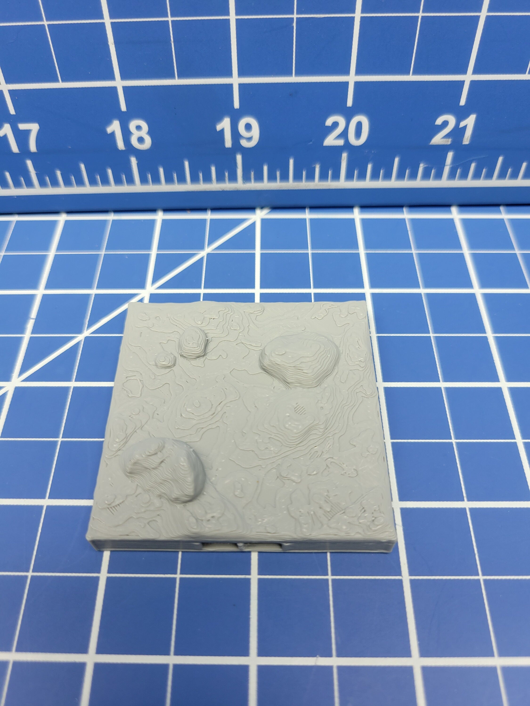 Barrow Mounds - Roof Tiles - Dragonshire - Fat Dragon Games - DND - Pathfinder - RPG - Terrain - 28 mm / 1" - Dungeon & Dragons -