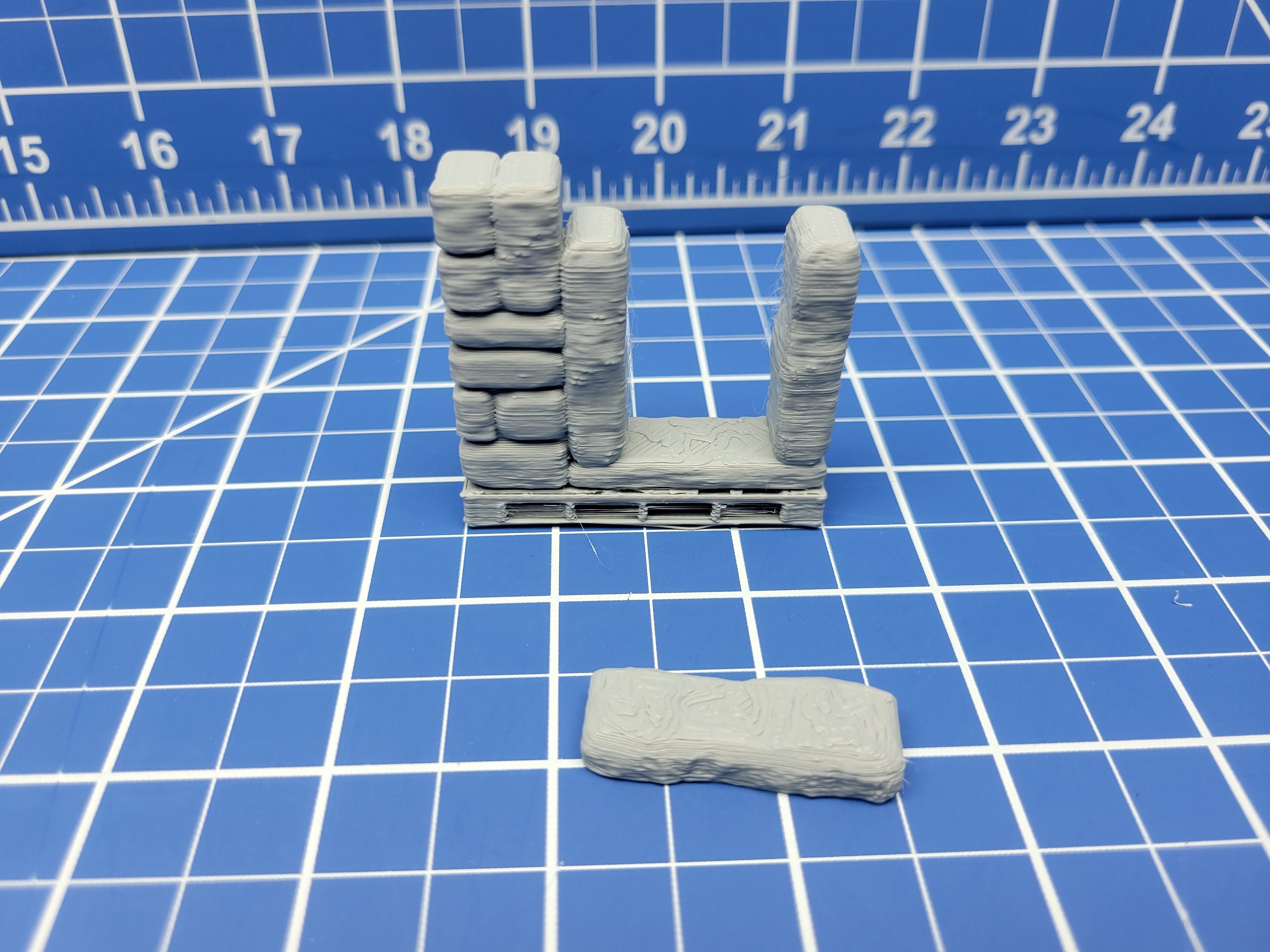 Barrow Mounds - Internal Walls - Dragonshire - Building - Fat Dragon Games - DND - Pathfinder - RPG - Terrain - 28 mm/1" - Dungeon & Dragons