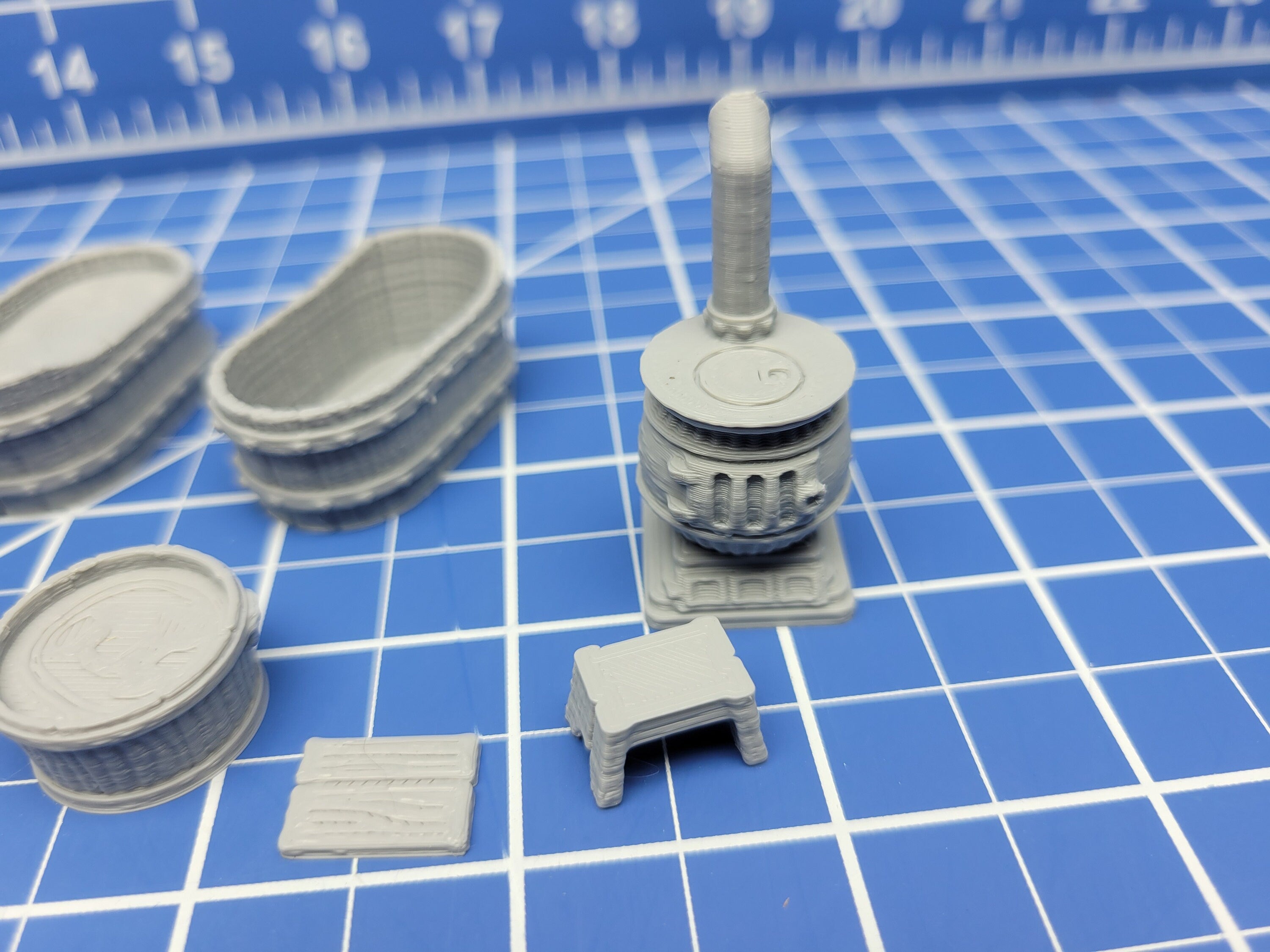 Bathroom Set - Inn and Tavern Accessories - Hero's Hoard - EC3D - DND - RPG - Pathfinder - 28 mm / 1" scale