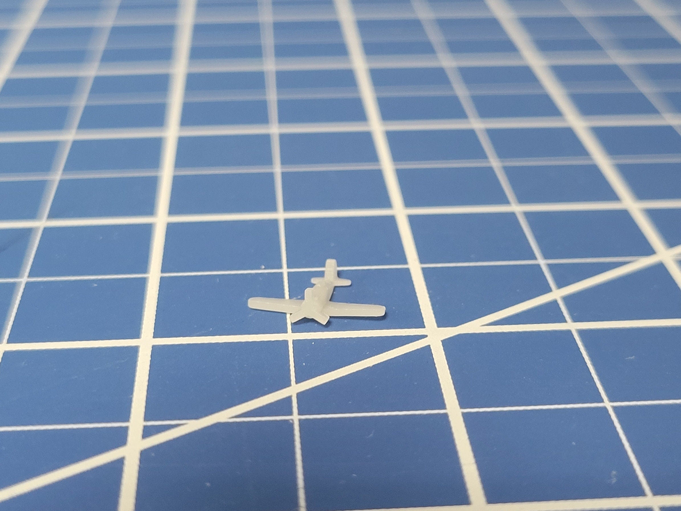 Aircraft - Fiat G.50 Freccia Fighter - Italian Navy - 1:900 - Wargaming - Axis and Allies - Naval Miniature - Warships