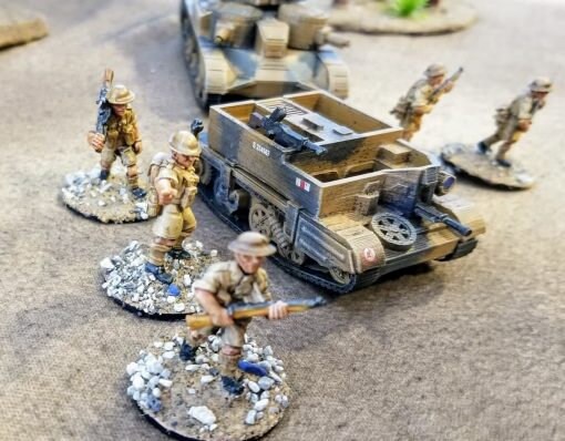 British Universal Carrier - Great for Table Top War Games And Dioramas - Resin 28mm Miniatures -