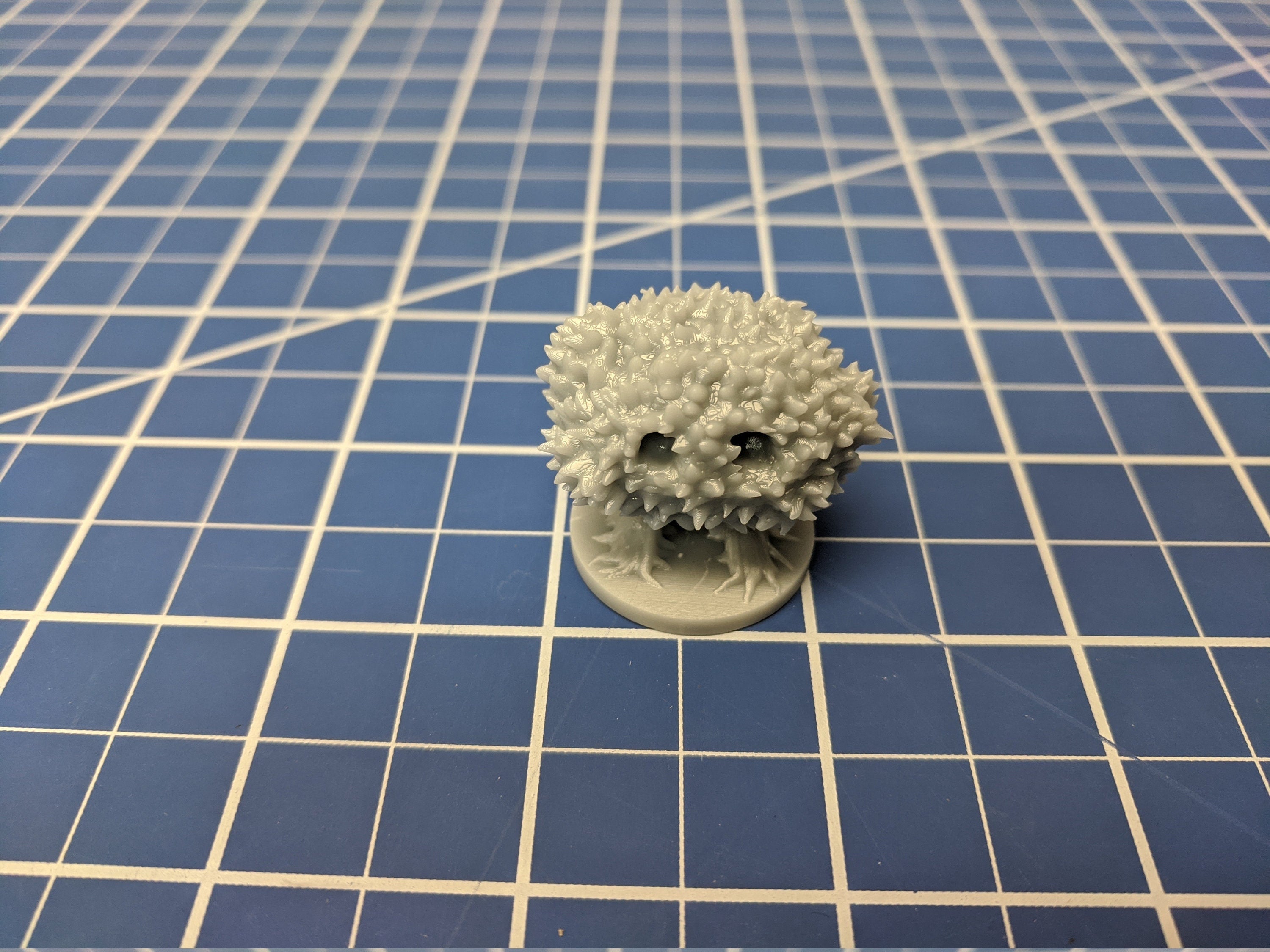 Awakened Shrub - DND - Pathfinder - Dungeons & Dragons - RPG - Tabletop - mz4250-28mm-1"Scale