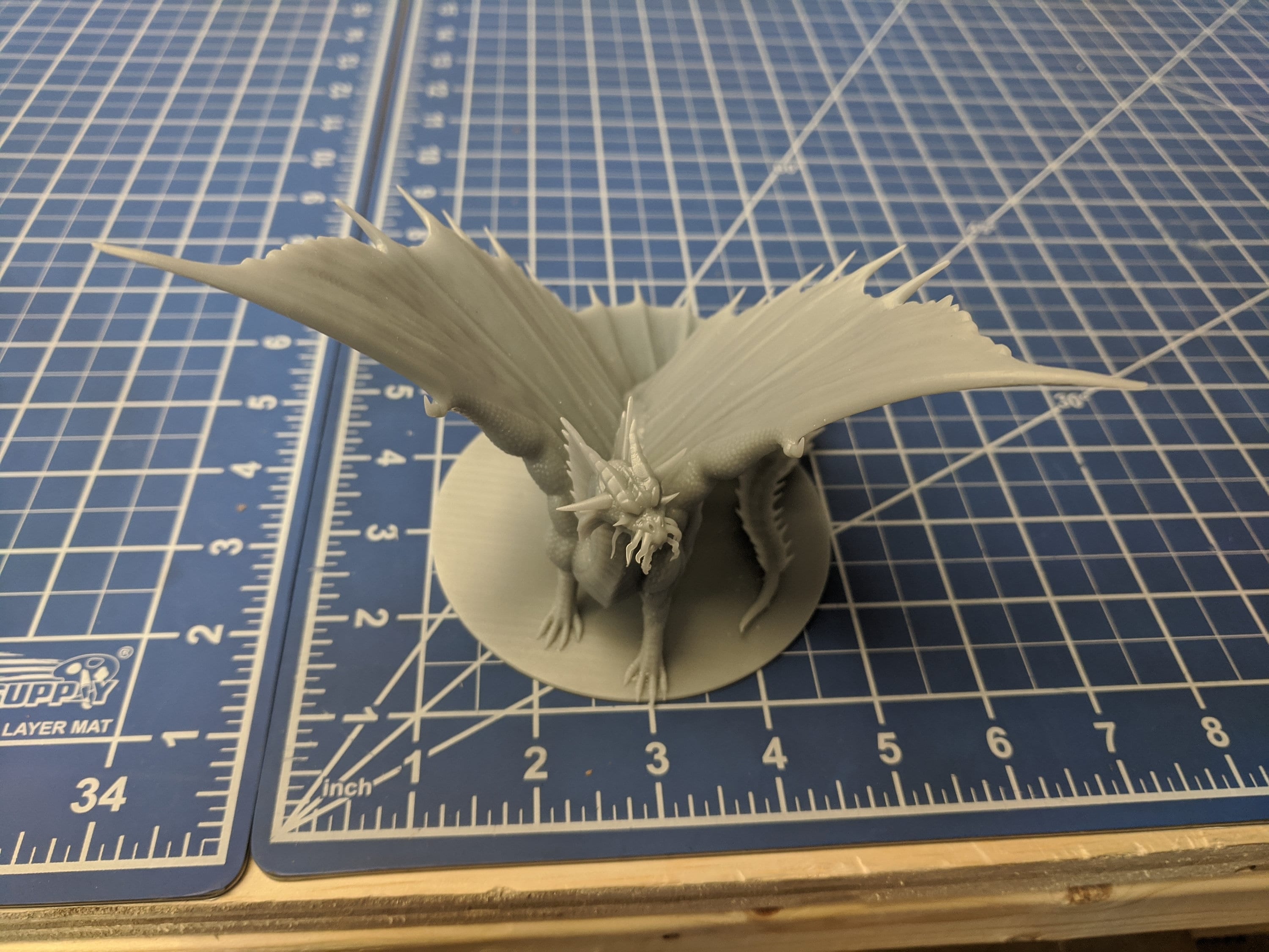 Ancient Gold Dragon Metallic Mini - DND - Pathfinder - Dungeons & Dragons - RPG - Tabletop - mz4250- Miniature-28mm-1"Scale