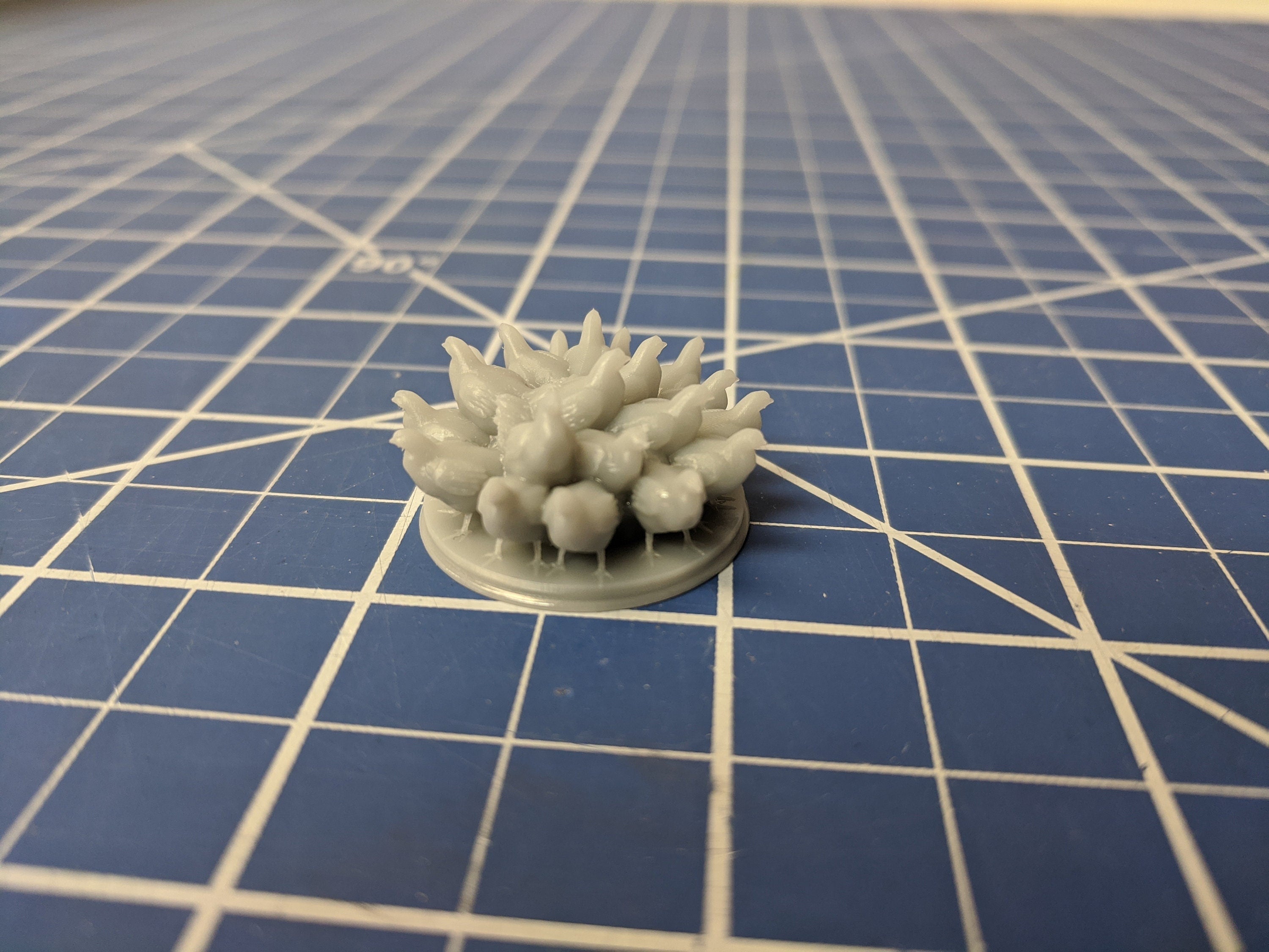 Swarm of Chickens Mini - DND - Pathfinder - Dungeons & Dragons - RPG - Tabletop - mz4250- Miniature-28mm-1"Scale