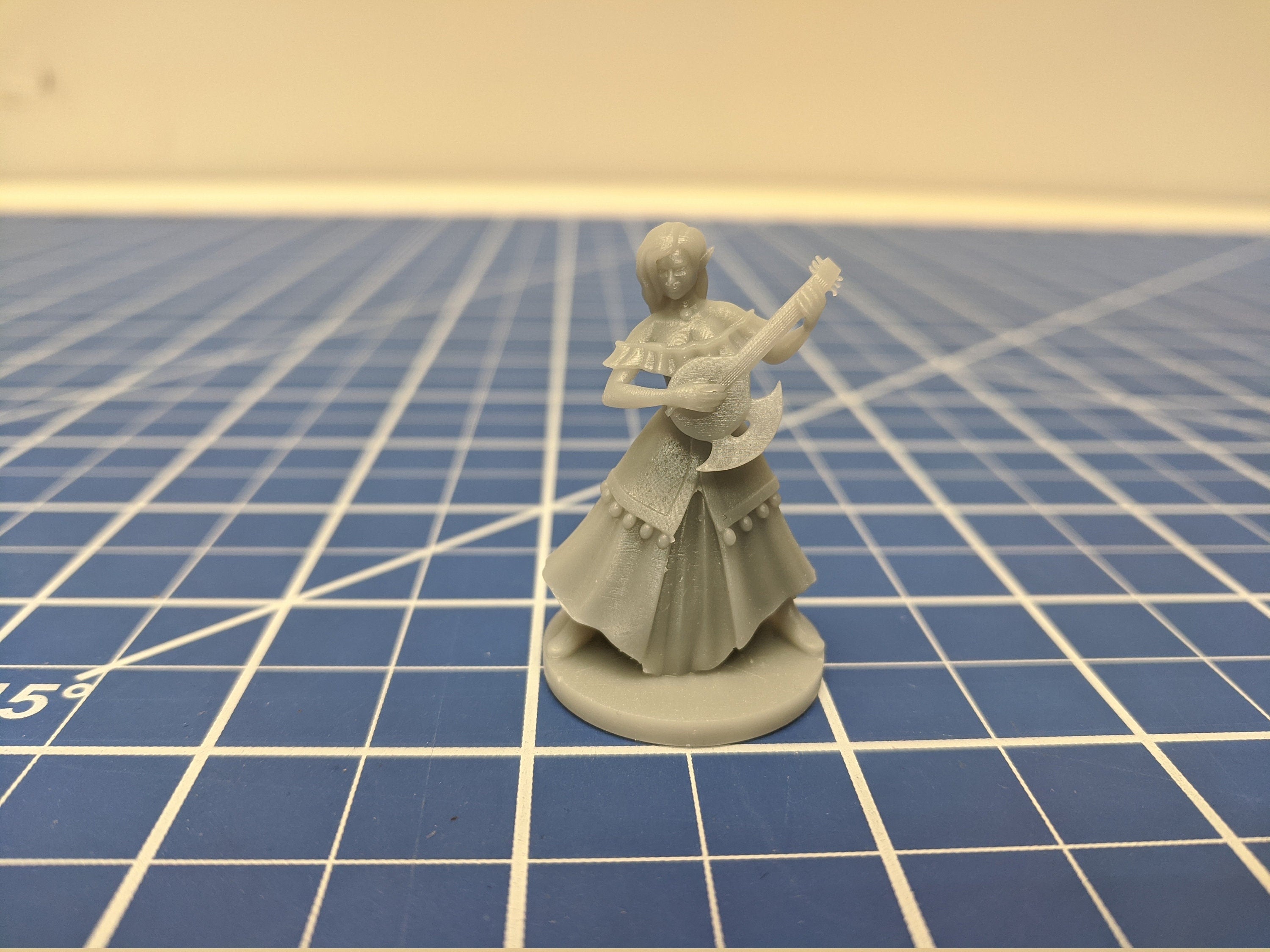 Elf Bard Mini - DND - Pathfinder - Dungeons & Dragons - RPG - Tabletop - mz4250- Miniature-28mm-1"Scale